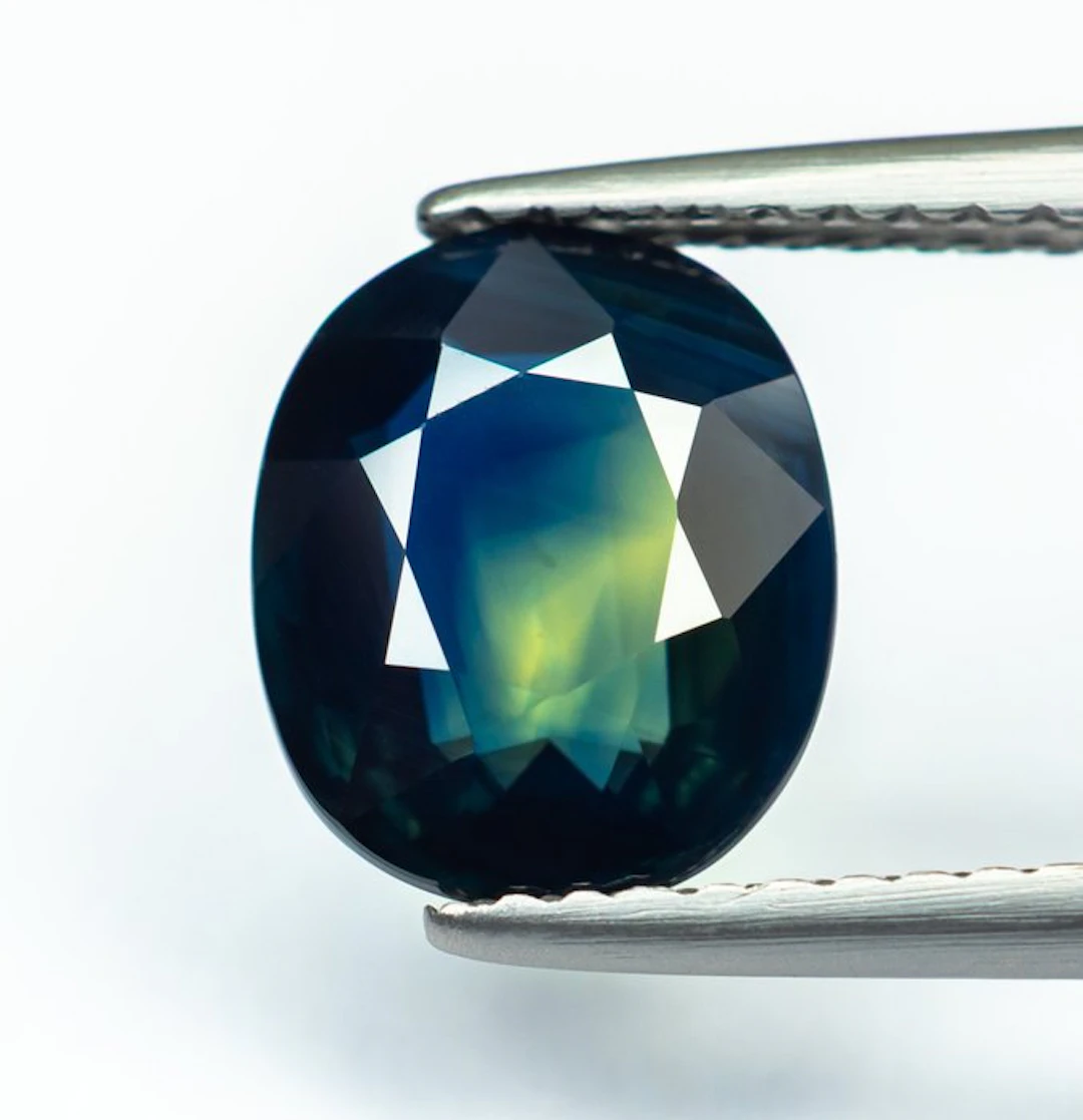 No reserve price Sapphire - 2.70 ct - Bellerophon Gemlab - Deep Greenish Blue
