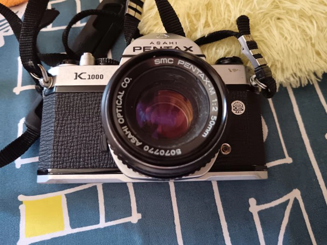 Pentax K1000 + smc-M 2/50mm + acc. | Single lens reflex camera (SLR)