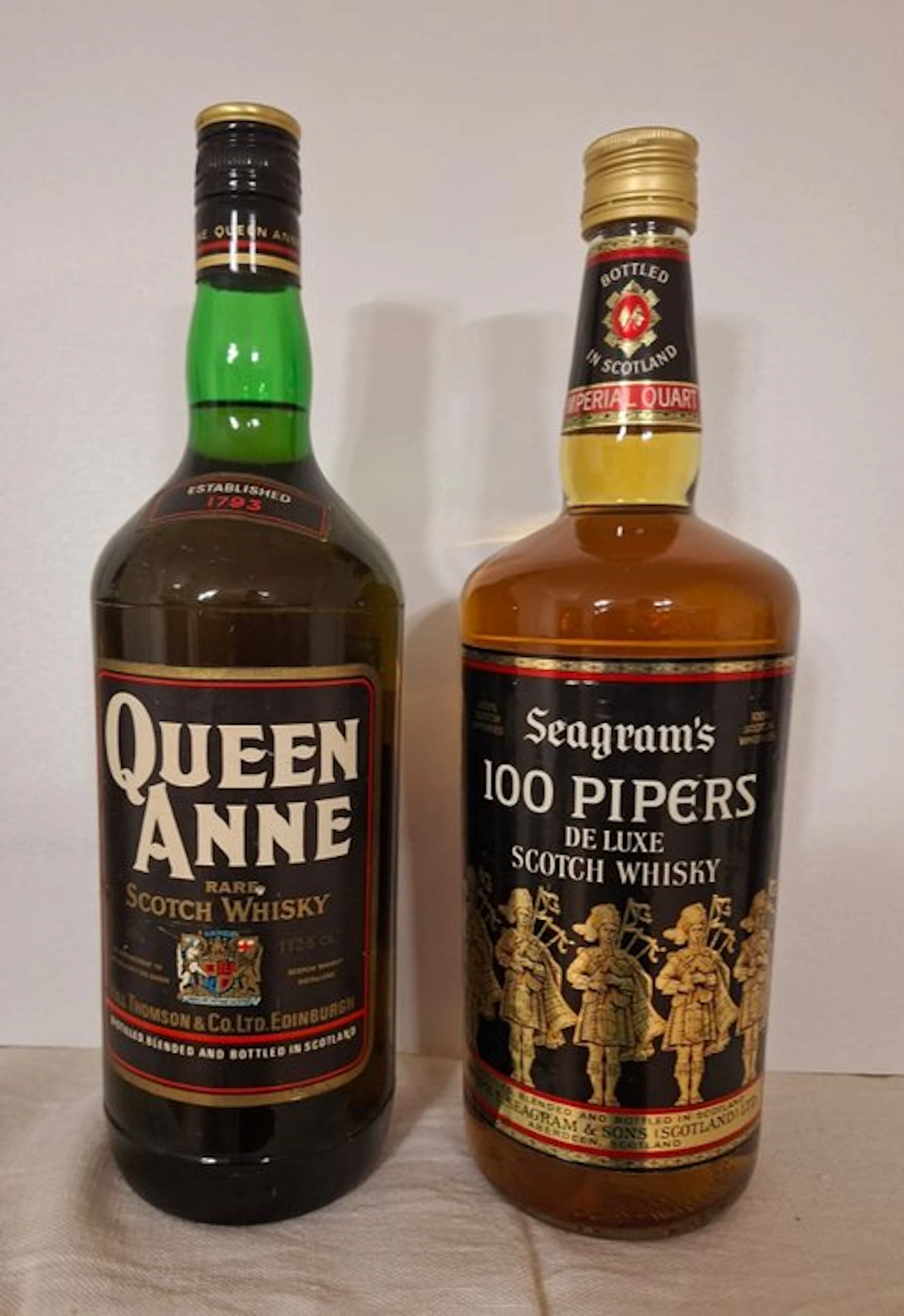 Queen Anne + Seagram's 100 Pipers - b