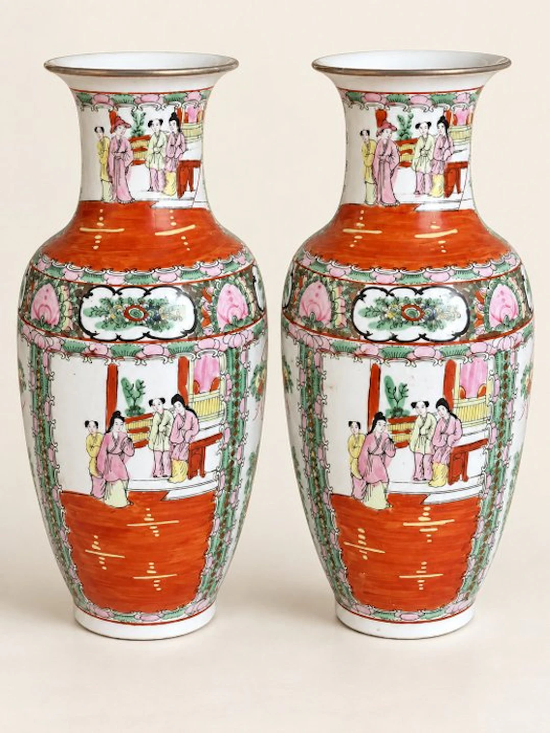 Vase (2) - Hand-decorated - Famille rose - circa 1970