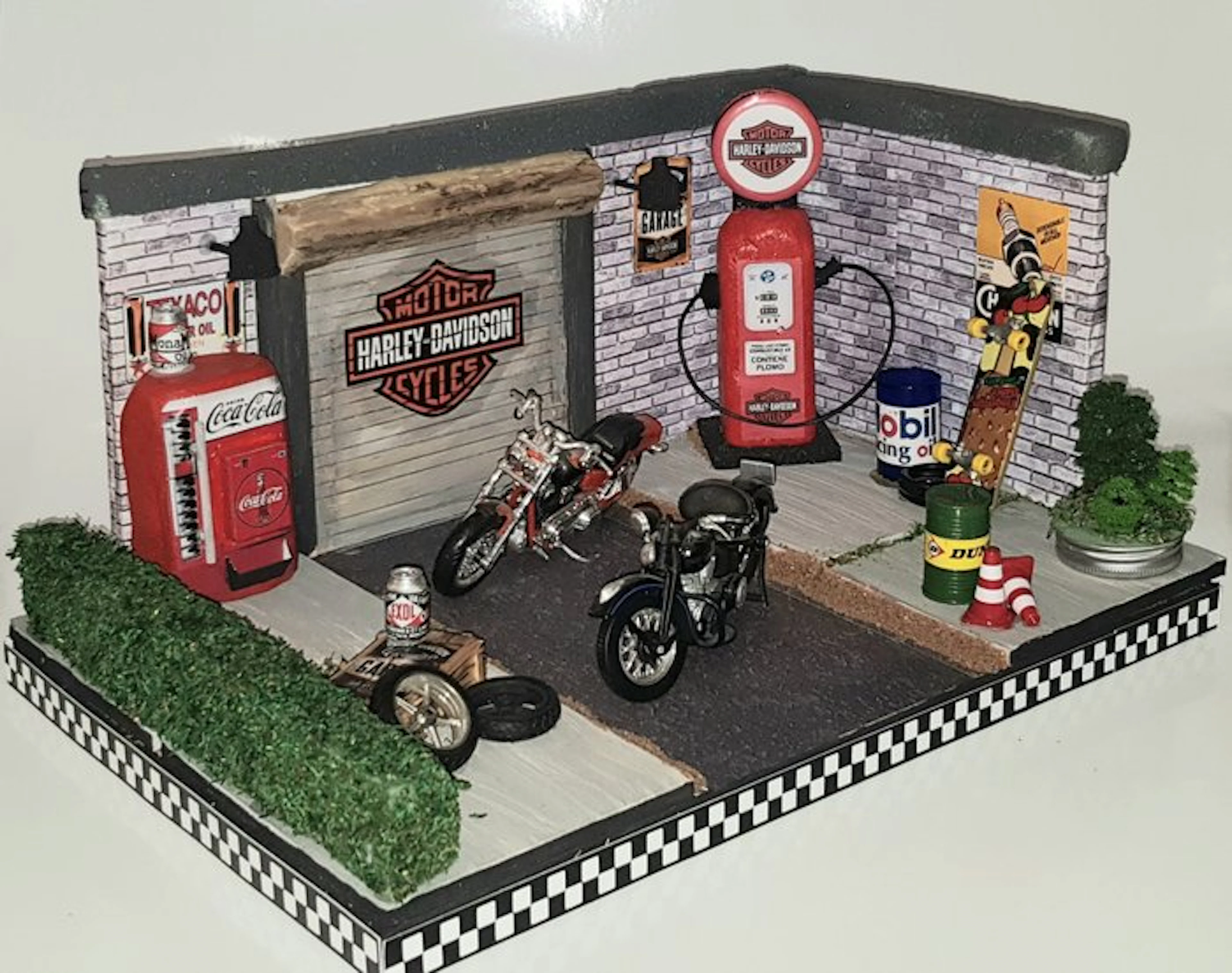 Maisto - Model car