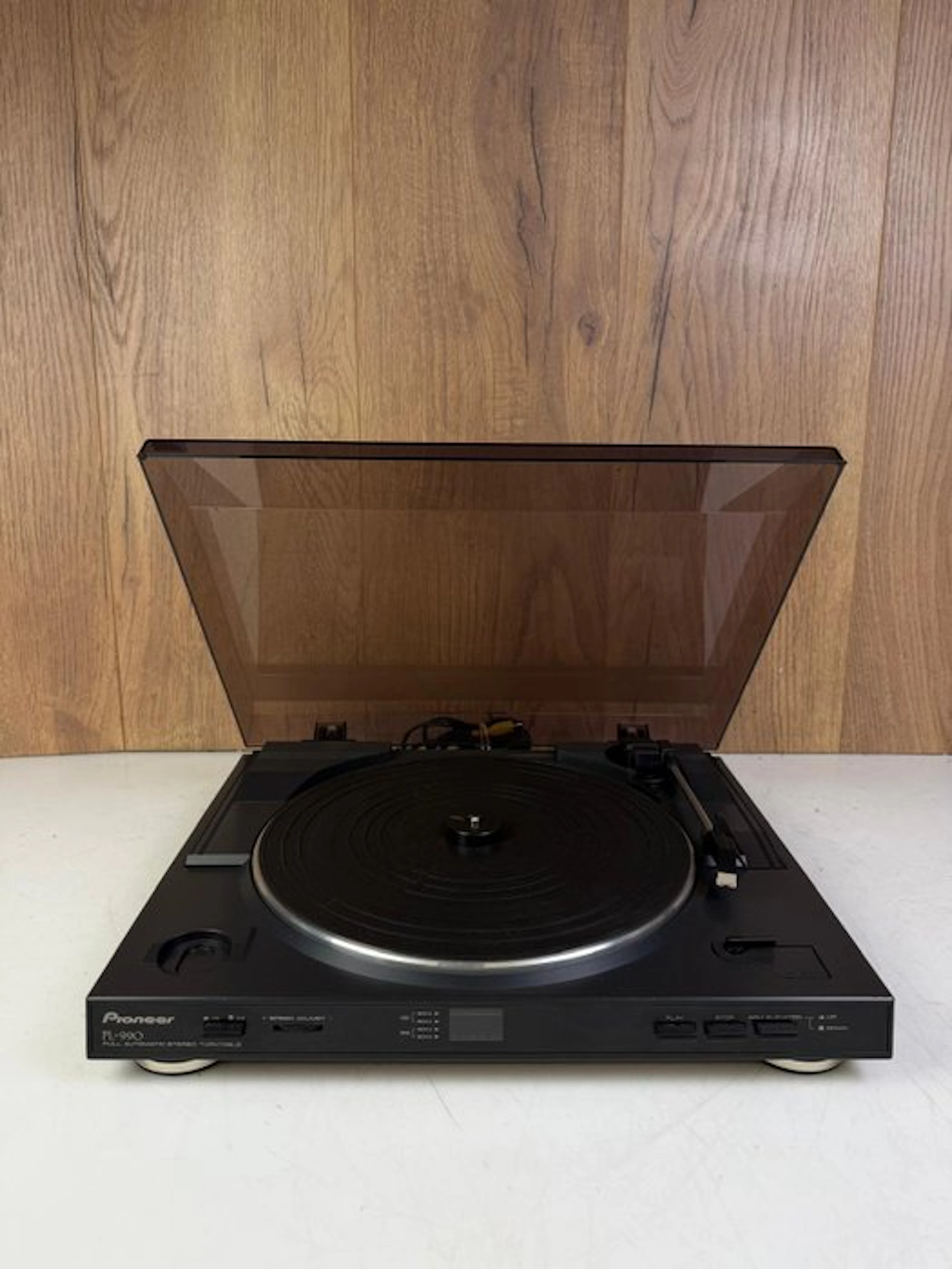 Pioneer - PL-990 Record player