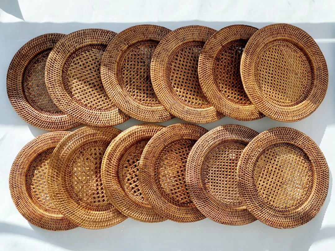 Flamant - Charger plate (12) - Rattan - Twelve large rattan underplates.