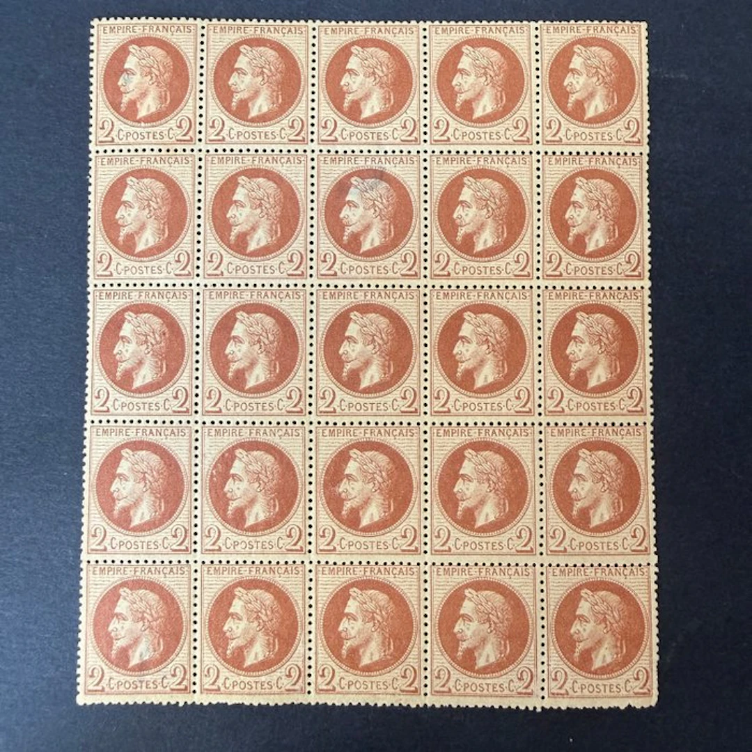 France - Yvert 26A 'Napoléon lauré 2c' block of 25 in mint ** and *. B/TB.