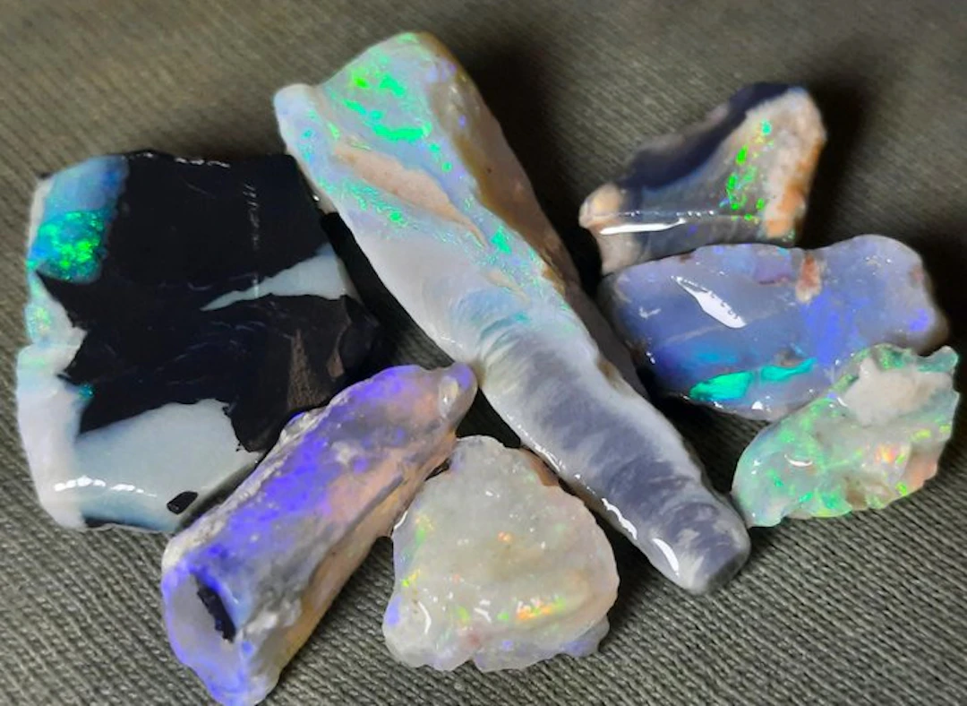 26.8 cts - Beautiful Australian Opal Rough- 5.36 g