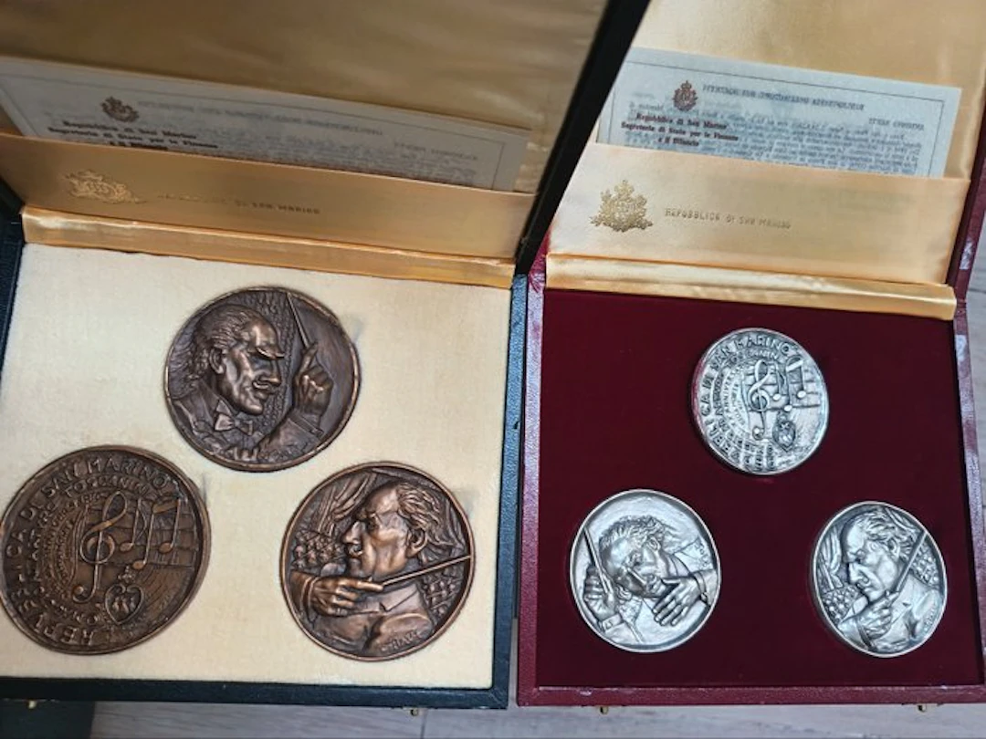 San Marino. Lotto 6 medaglie 1978 Bronzo + Argento - 450 gr Ag .800
