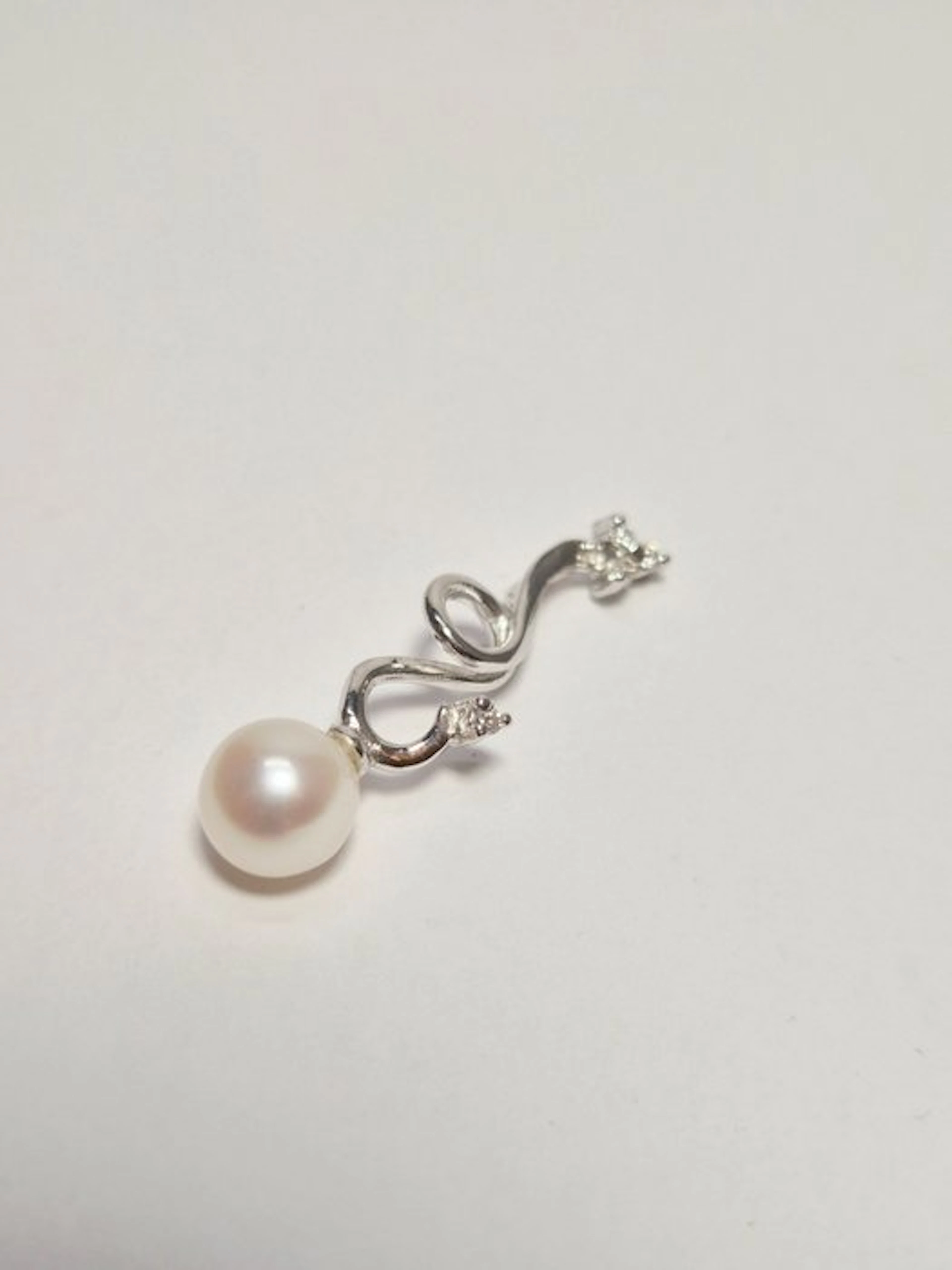 Pendant - 18 kt. White gold - 0.08ct. tw. Diamond (Natural) - Pearl