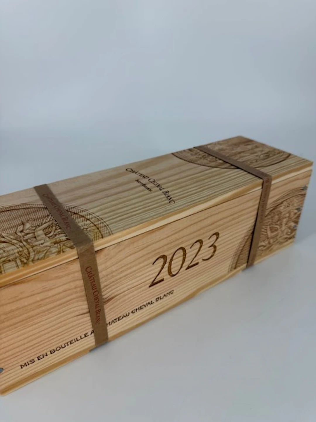 2023 Chateau Cheval Blanc - Bordeaux, Saint-Émilion - 1 Bottle (0.75L)