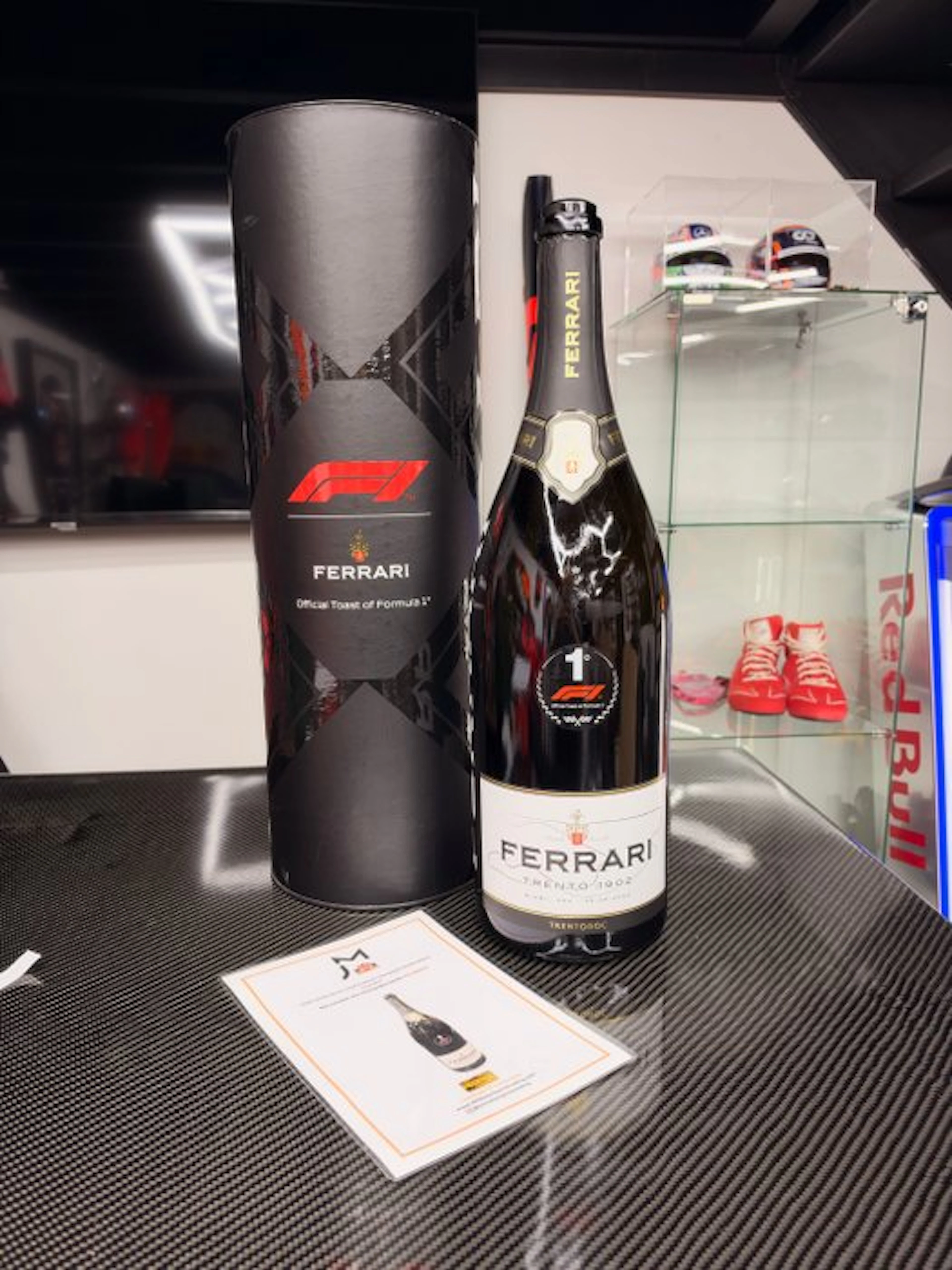 Formula 1 - Lando Norris - 2024 - Champagne bottle