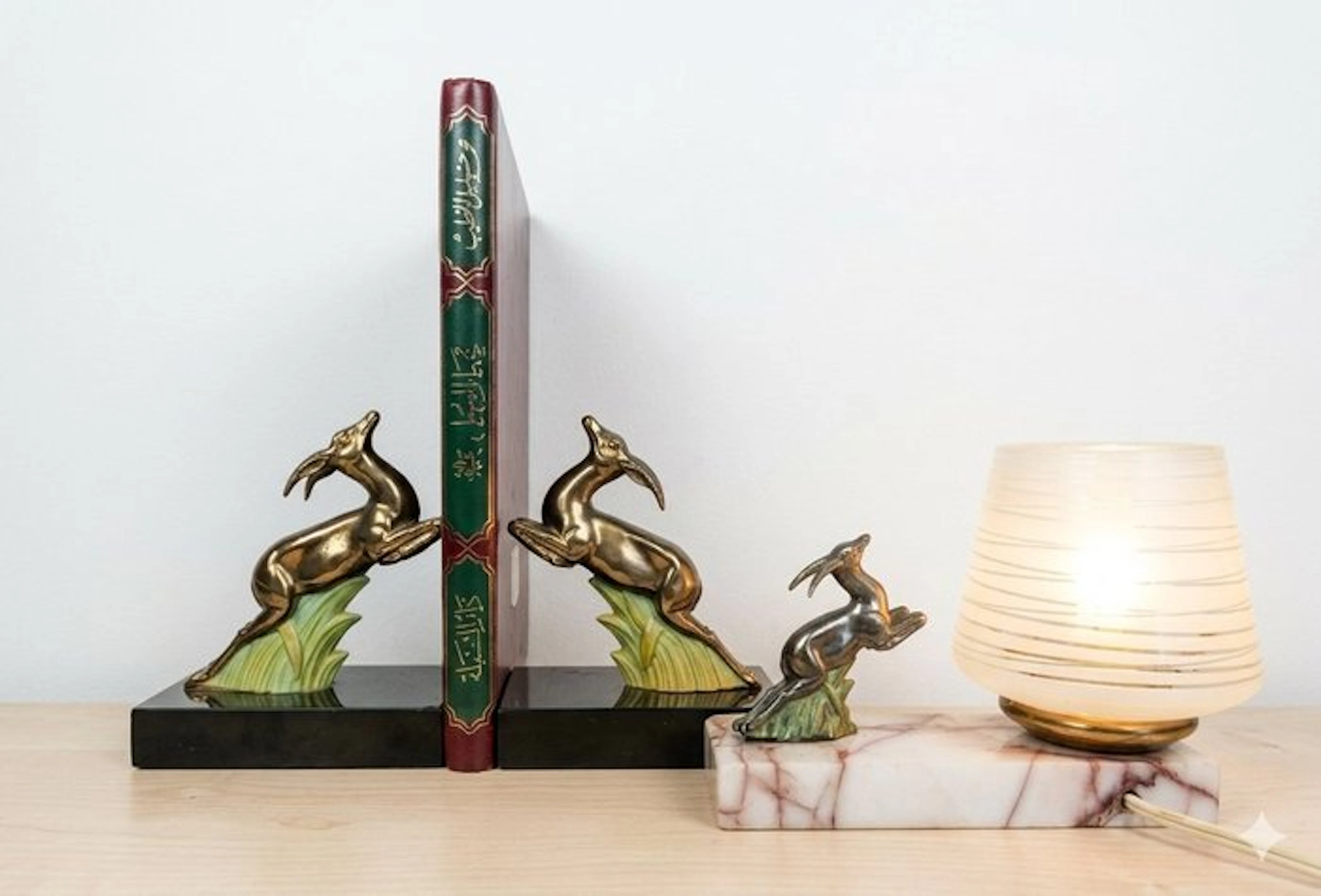 Bookends (3) - Spelter, Marble - Bookends & Lamp