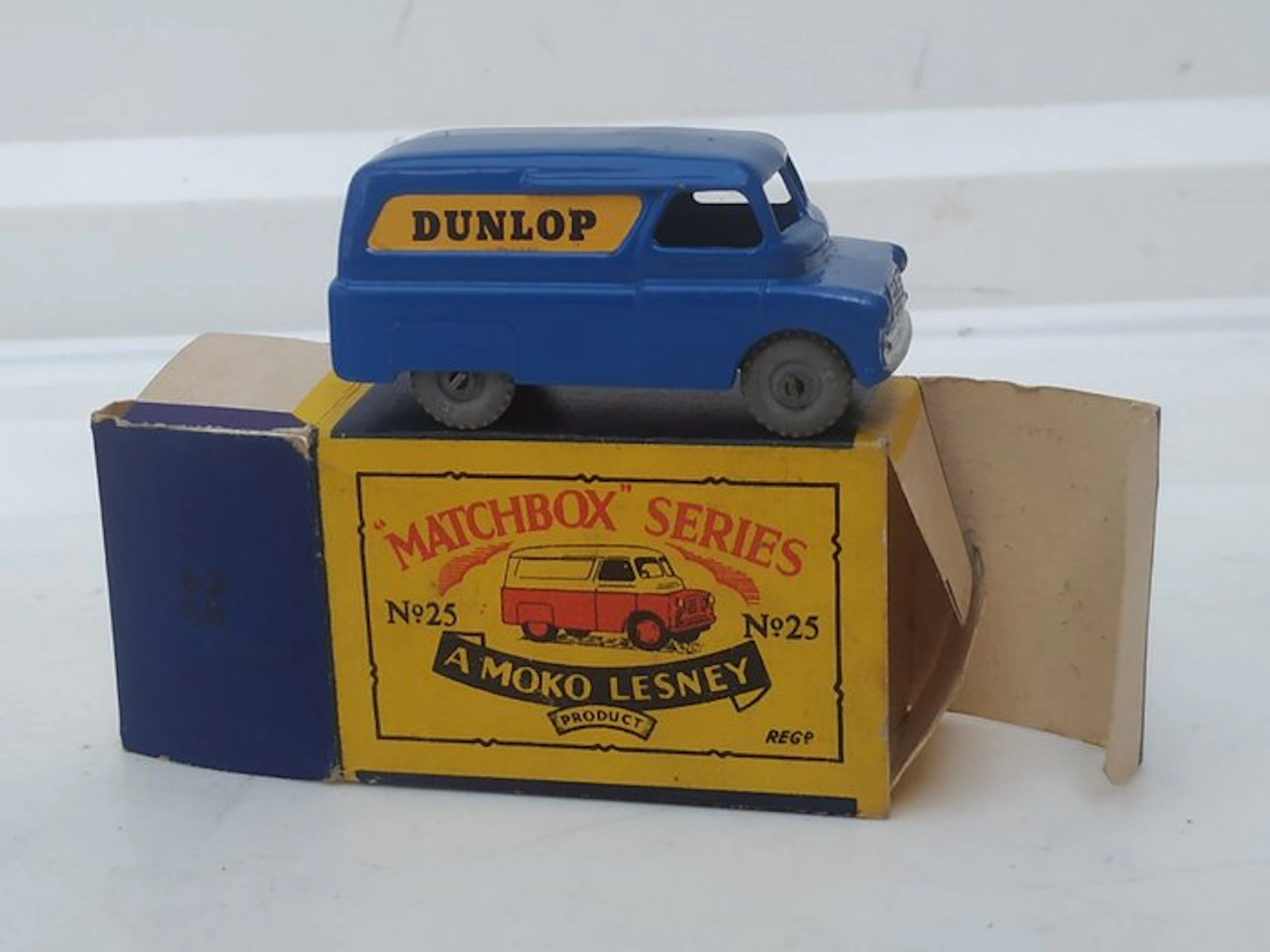 A Moko Lesney Product "Matchbox" 1-75 Regular Wheels...