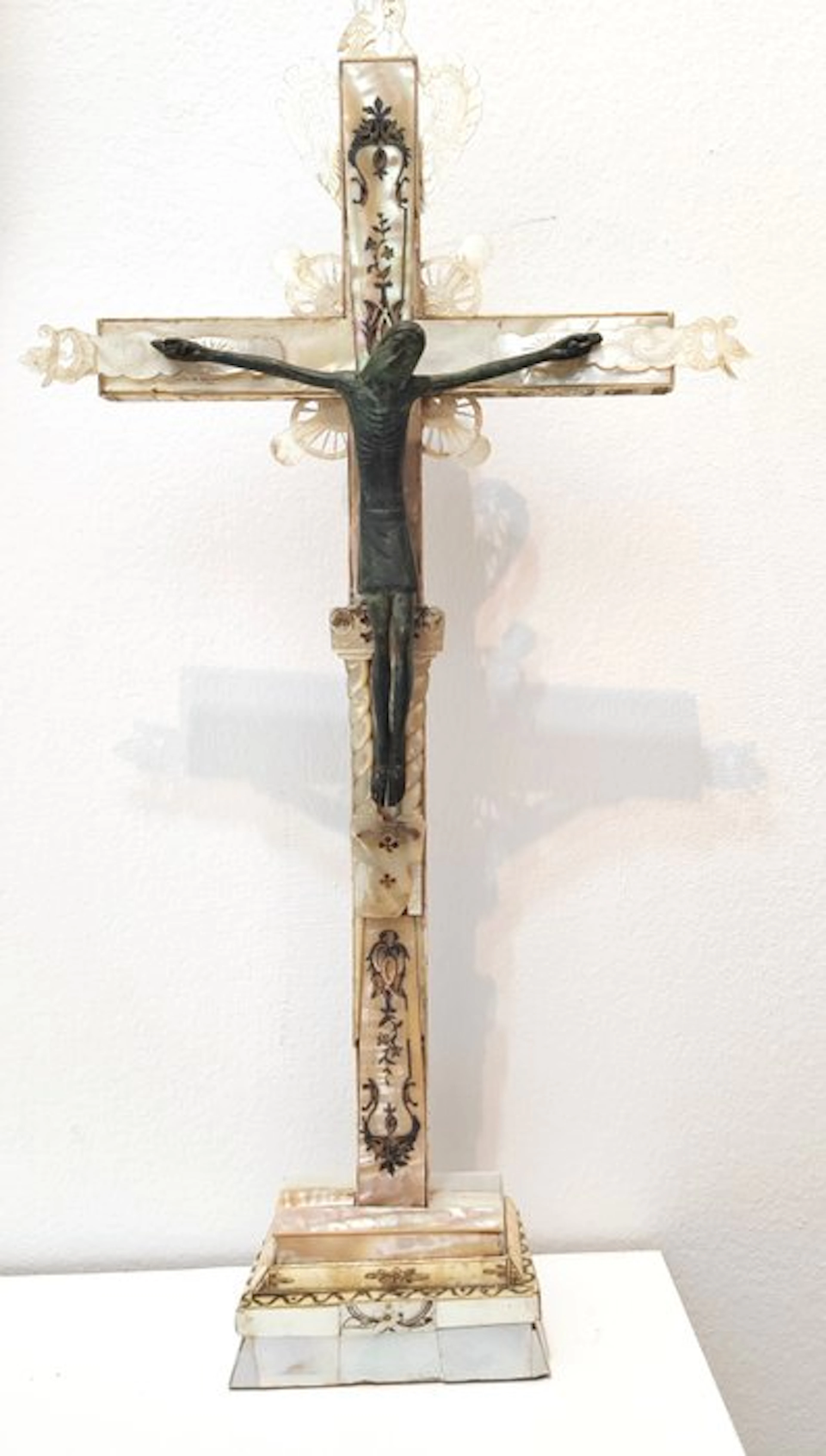 Crucifix - Patinated bronze - 1940-1950