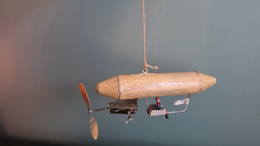 Müller & Kadeder - Tin toy - Extremely Rare Zeppelin