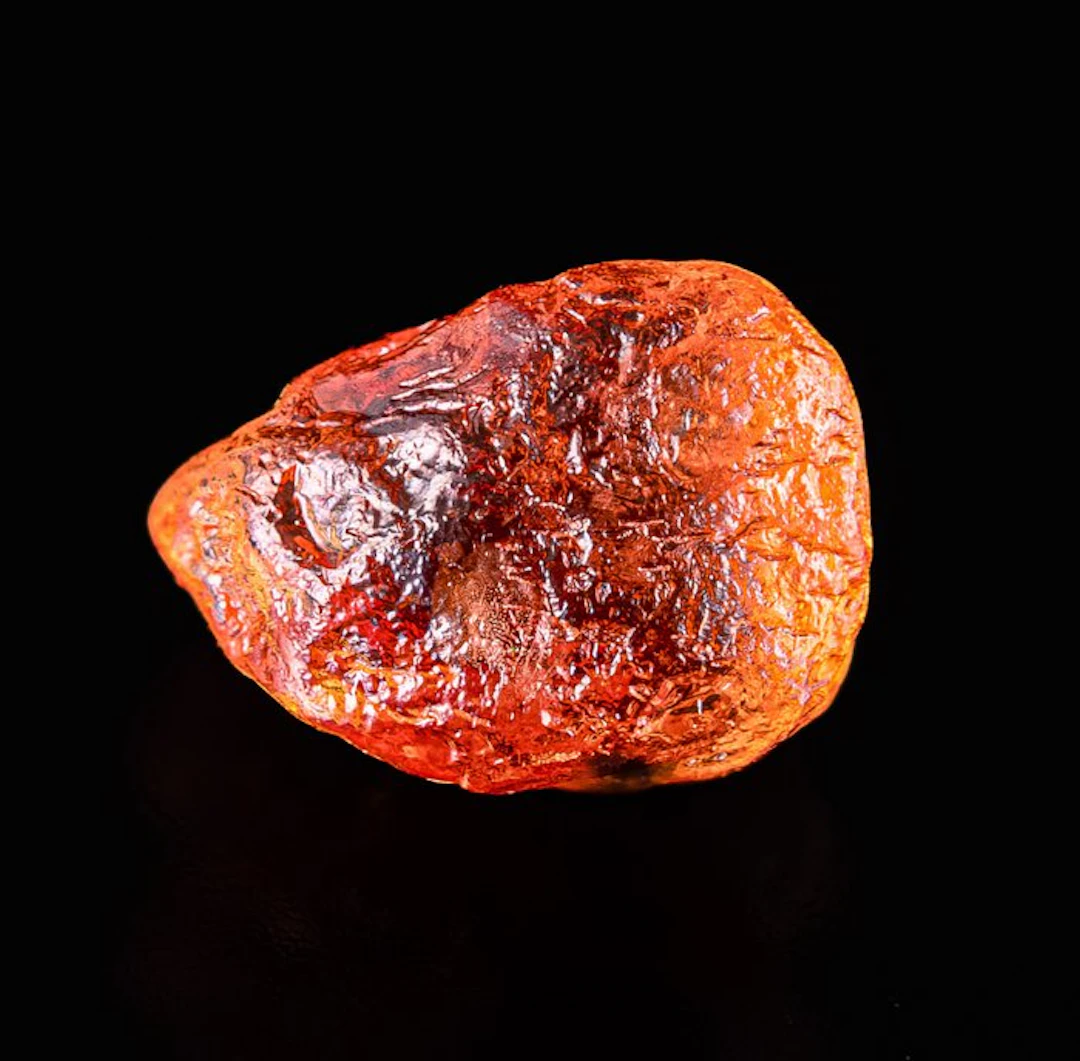 EXCEPTIONAL ORANGE SAPPHIRE - GEM QUALITY SRI LANKA...