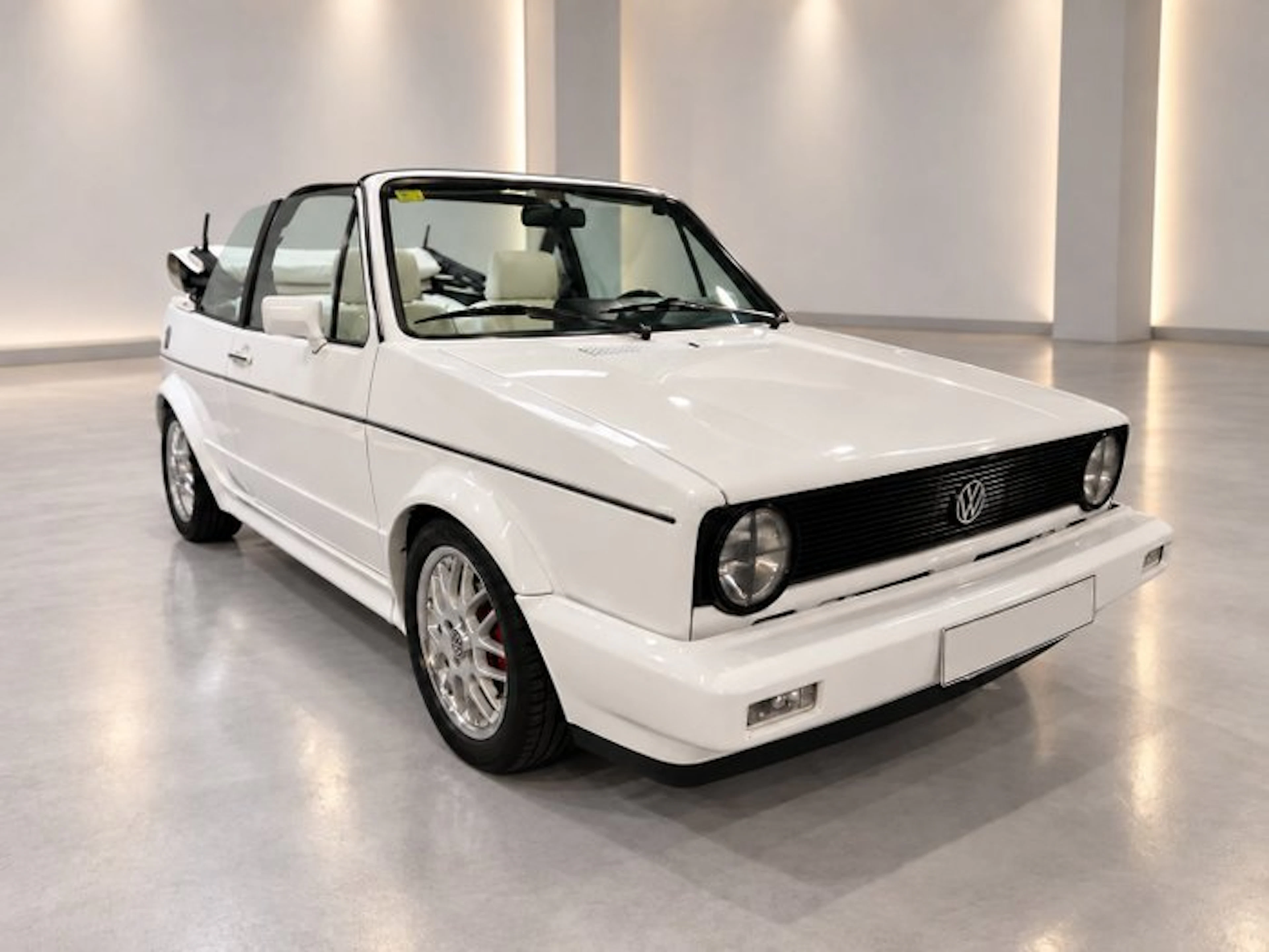 Volkswagen - Golf Cabriolet - 1990