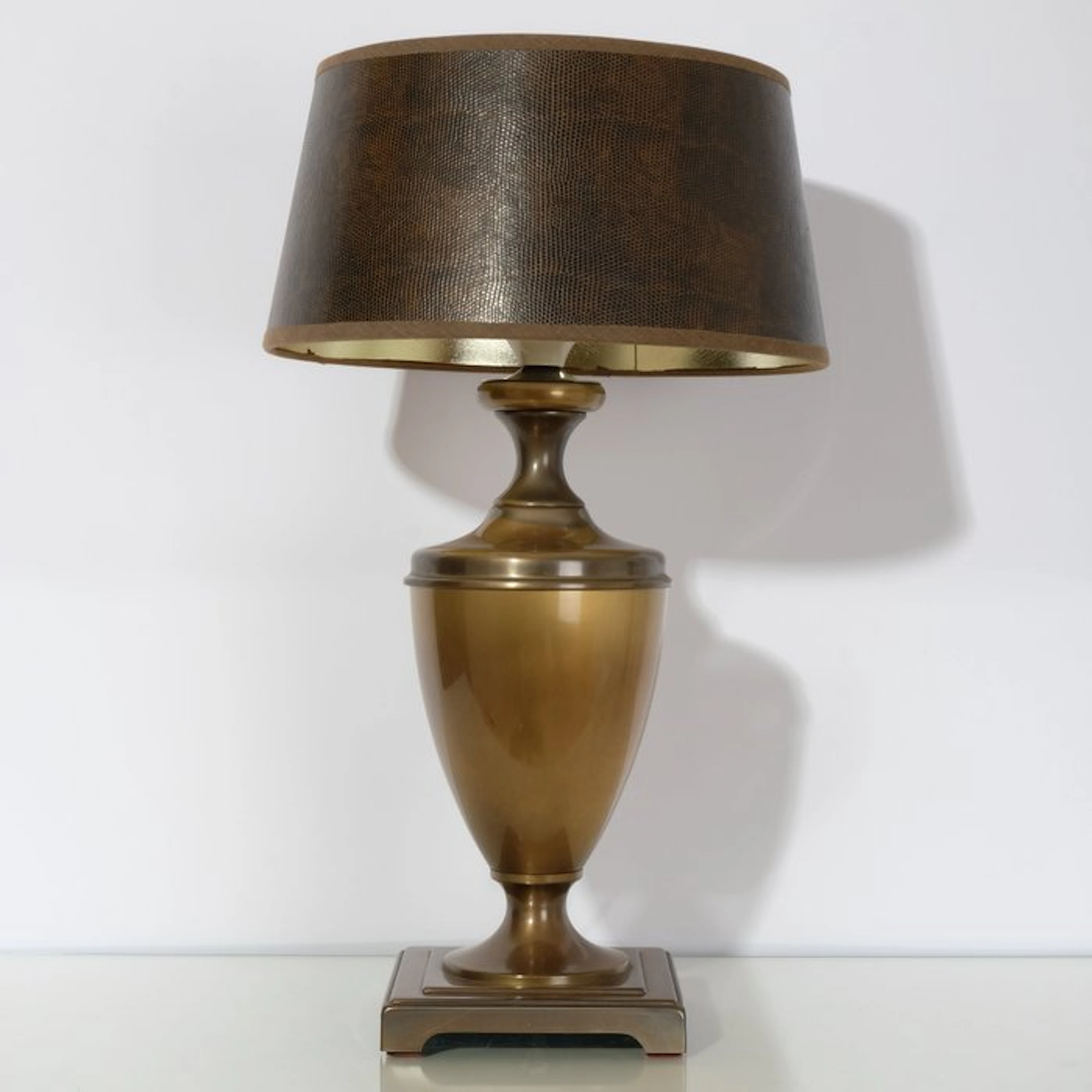 Herda - Table lamp - Exclusive Stylish Trophy Table Lamp - 1970s -