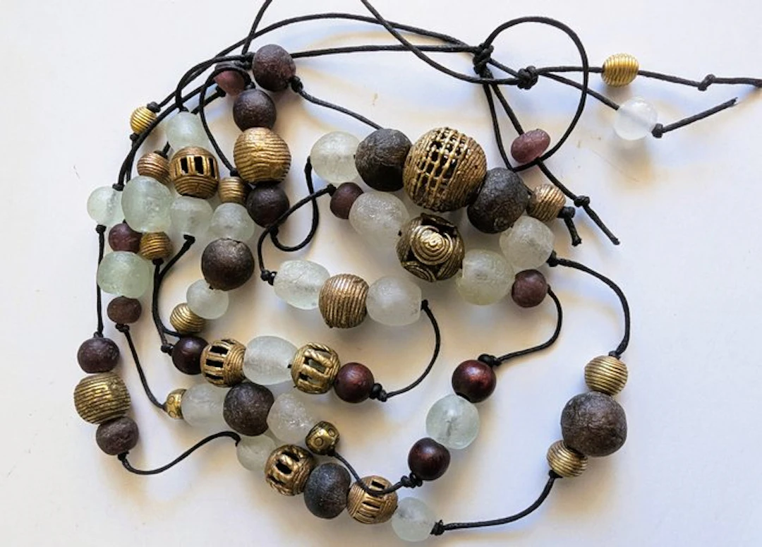 Necklace - Akan - Ghana - 2 bronze sautoirs, glass (No reserve price)