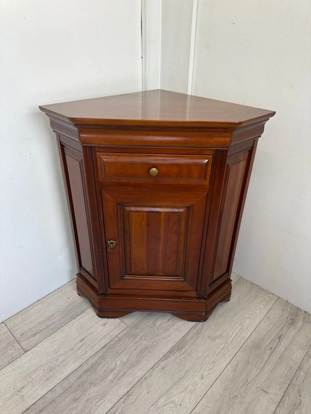 Ernest Ménard - Ernest Ménard - Corner cabinet - Wood