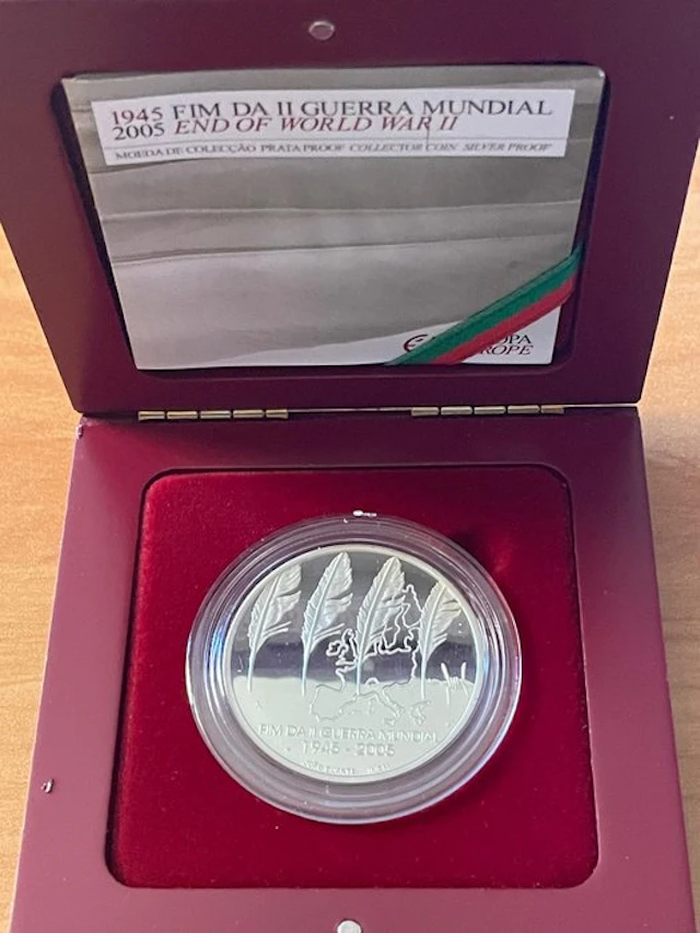 Portugal. 8 Euro 2005 "End of World War II" Proof (No reserve price)