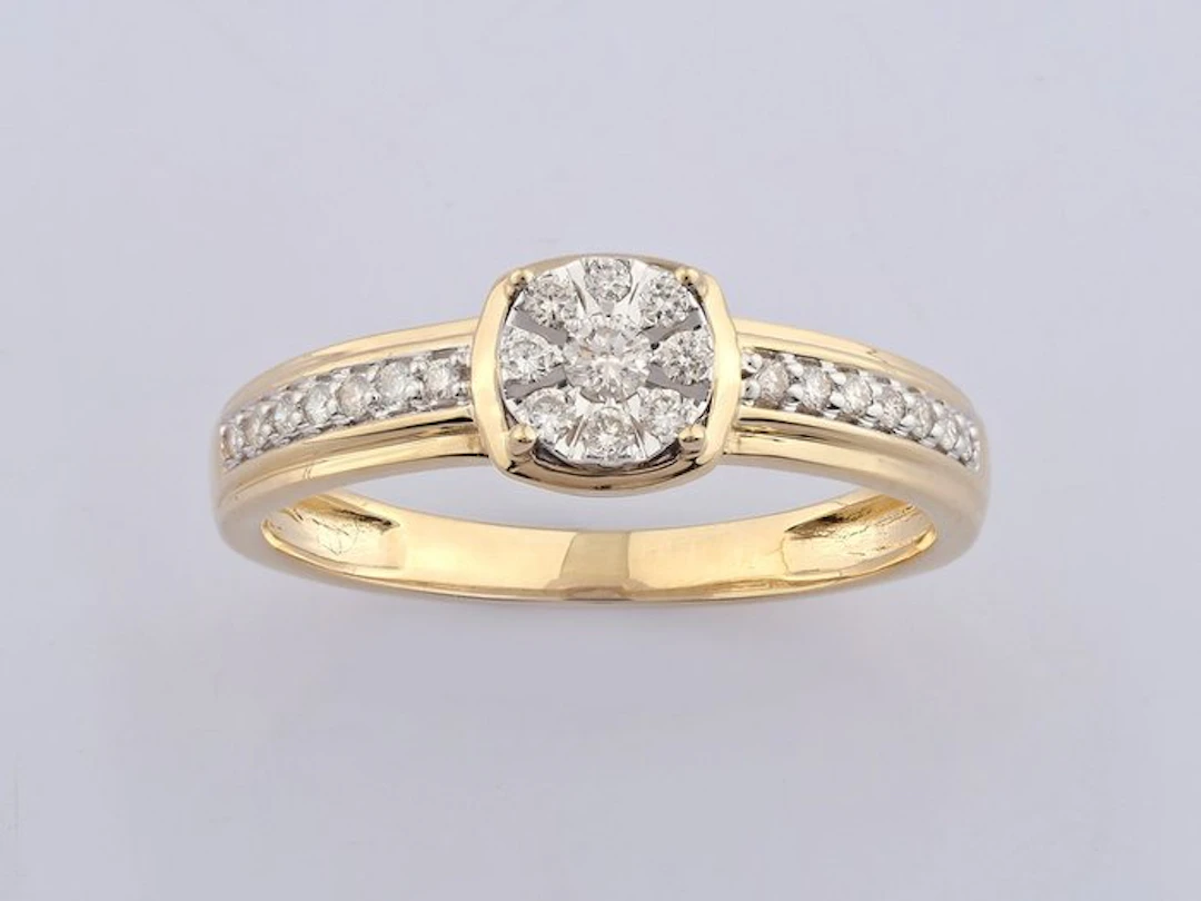 Ring - 14 kt. Yellow gold - 0.20ct. tw. Diamond (Natural)