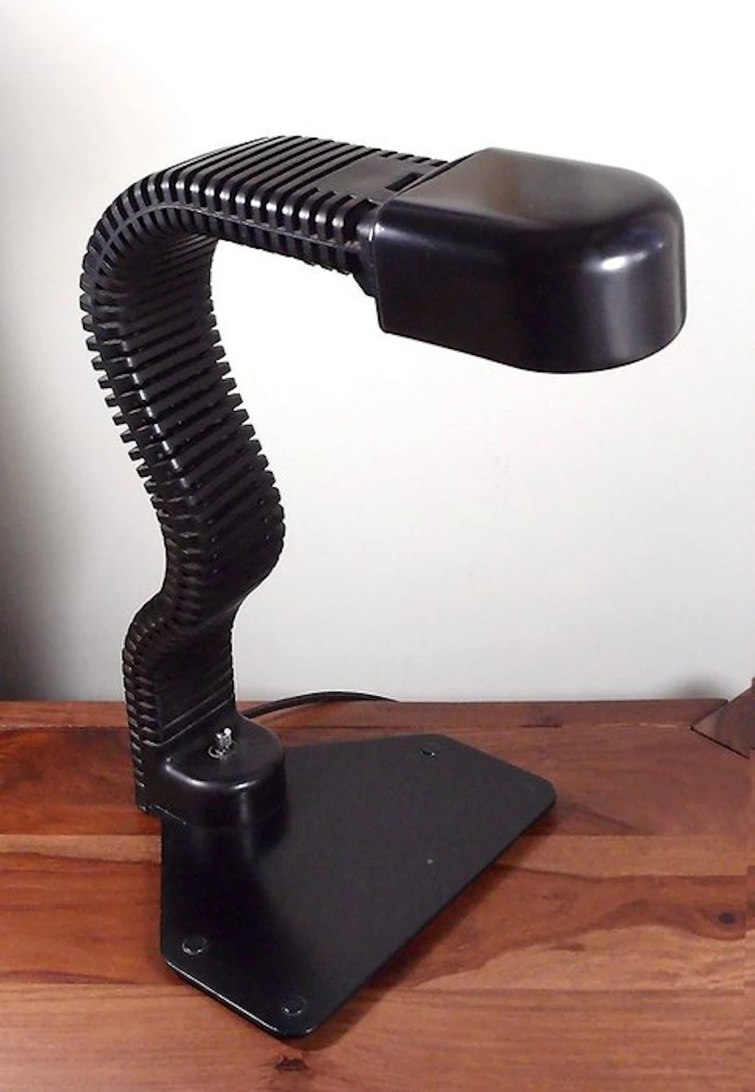 Staff Leuchten - Masayuki Kurokawa - Desk lamp - Cobra staff - Plastic