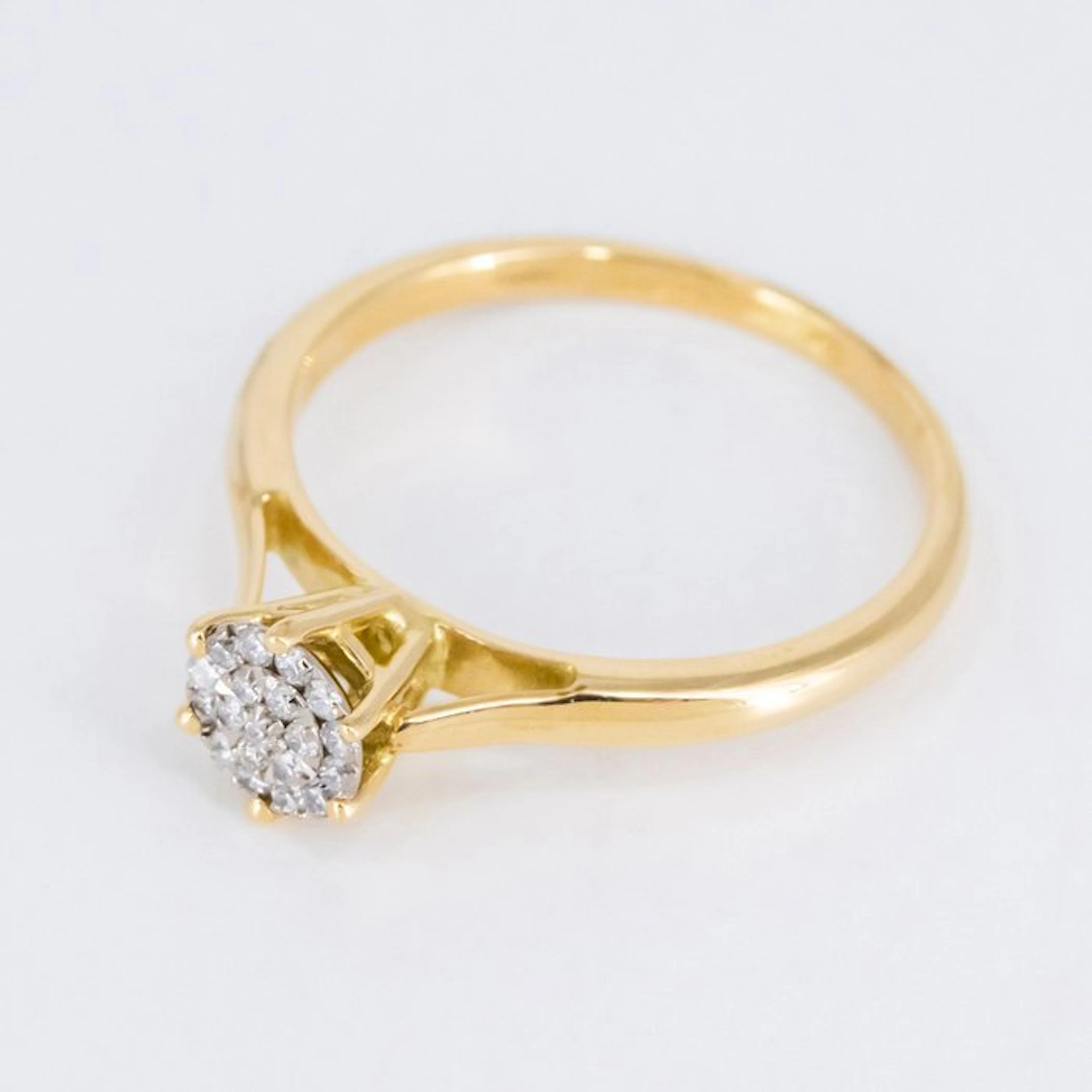 Ring - 18 kt. Yellow gold - 0.15ct. tw. Diamond (Natural)