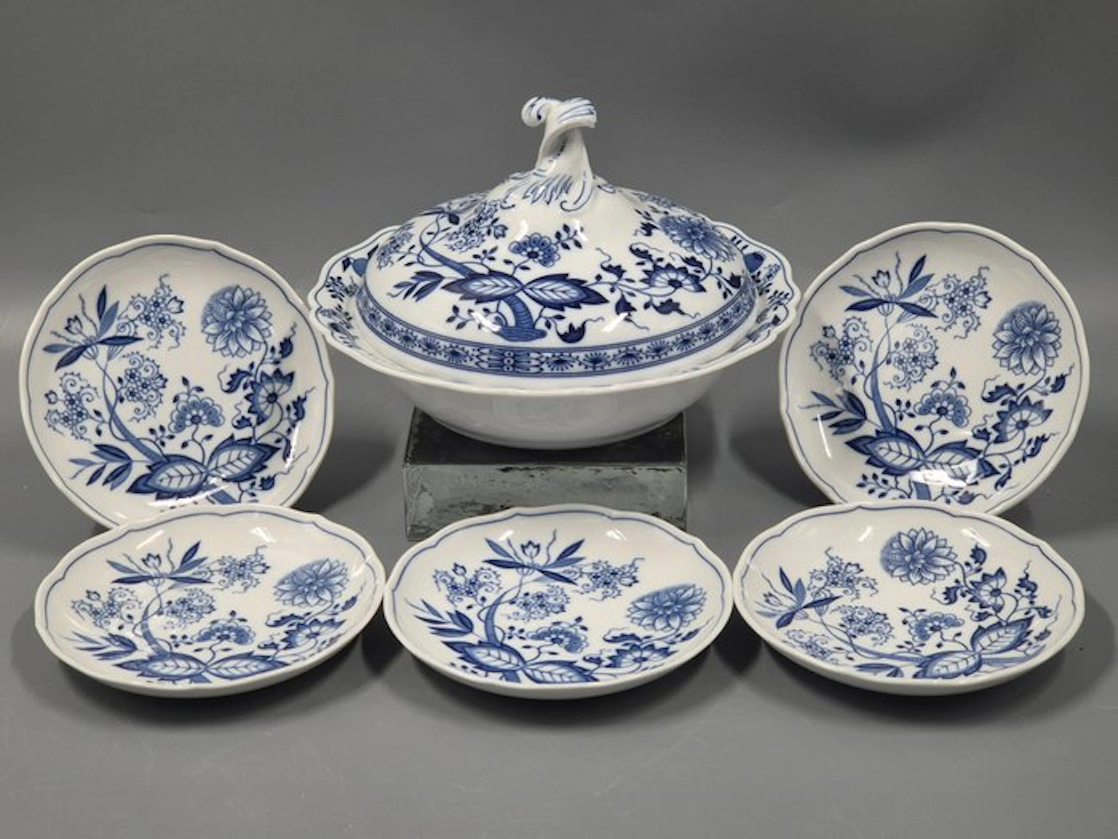 Hutschenreuther Zwiebelmuster Porzellan Set – Schale...