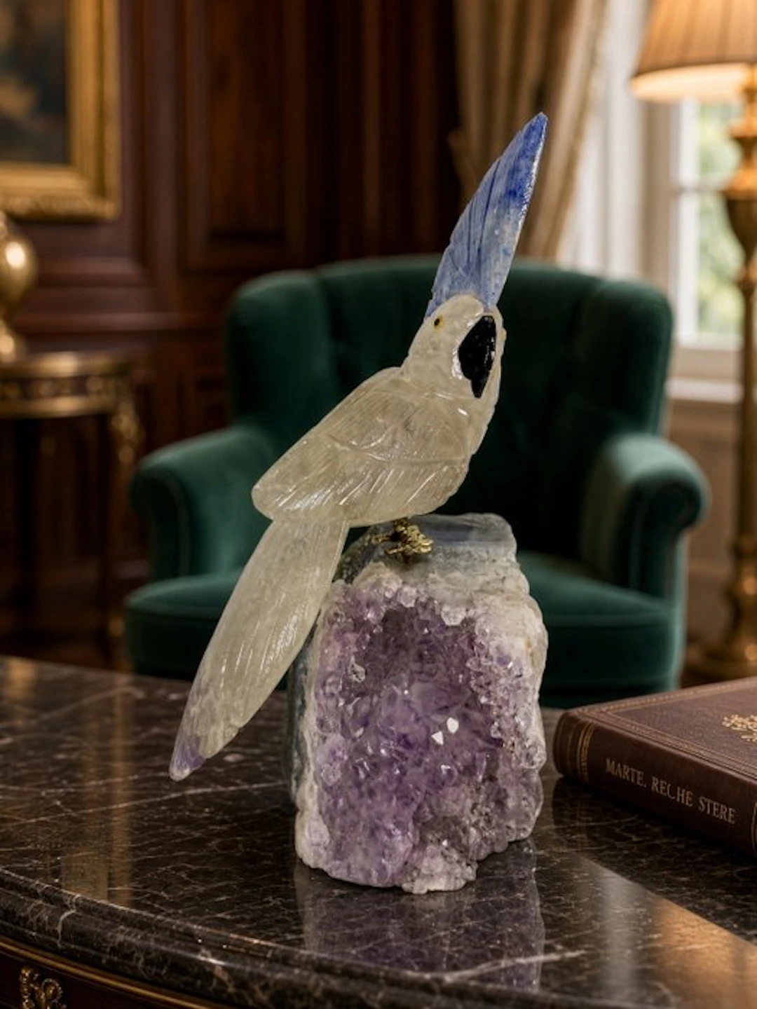 Rare piece - Hand-carved rock crystal parrot on a...