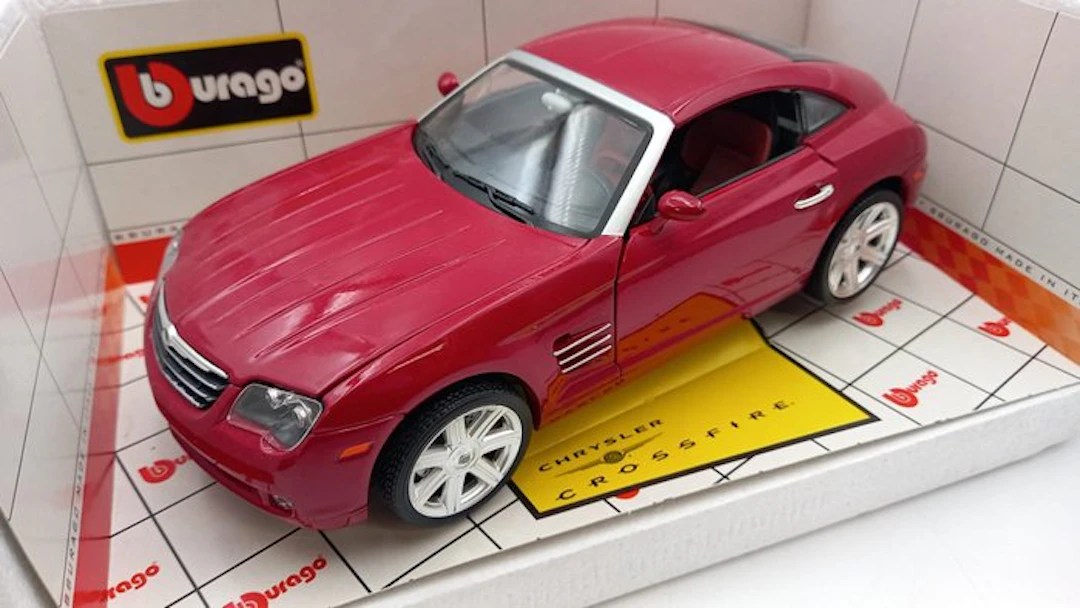 Bburago 1:18 - Model car - Chrysler Crossfire - (Code.L8)