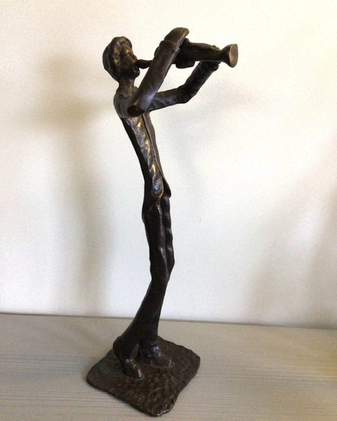 Sculpture, “ De Trompettist “ - 28 cm - Bronze