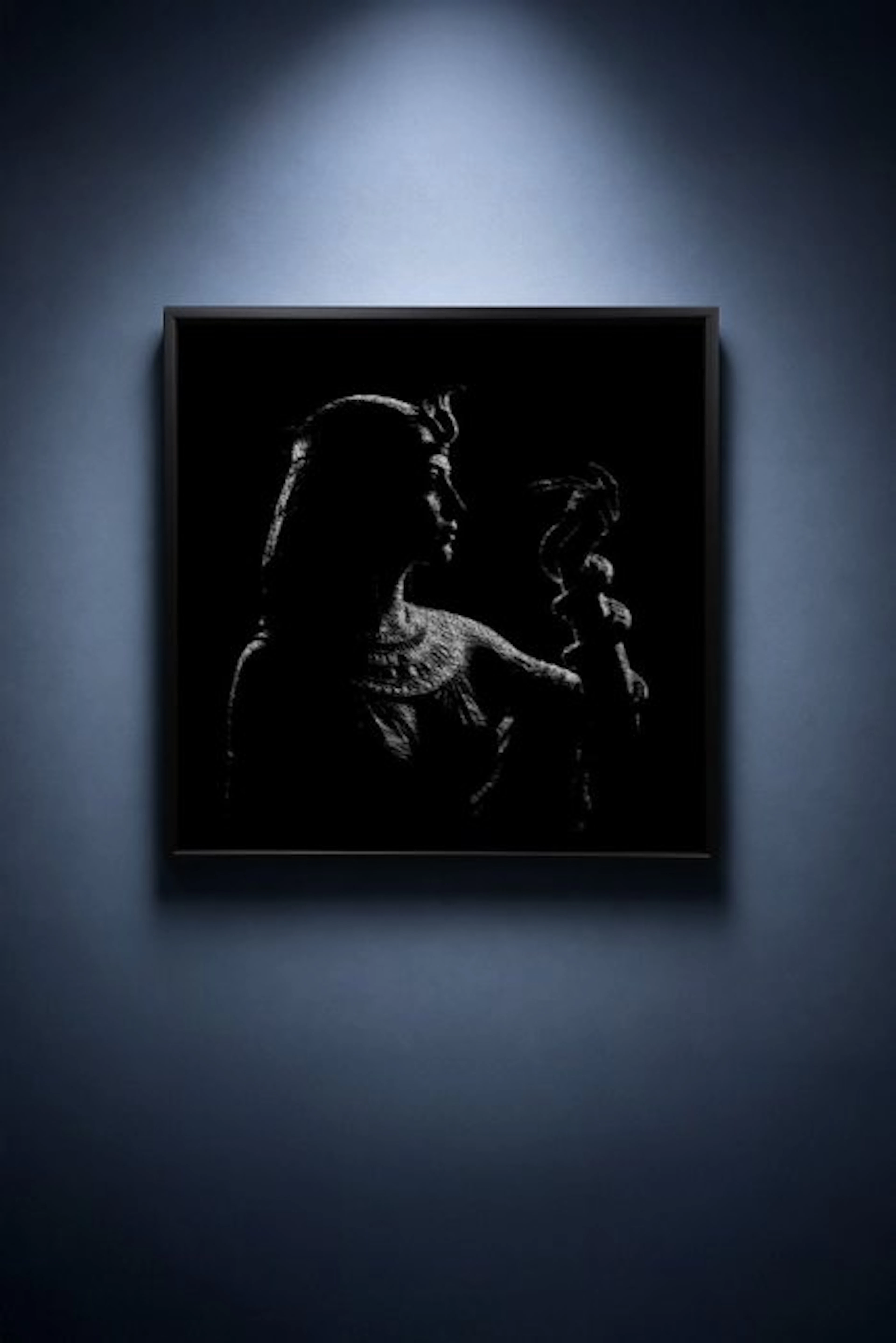 Tijs Dragtsma (1992) - Cleopatra Charms the Light
