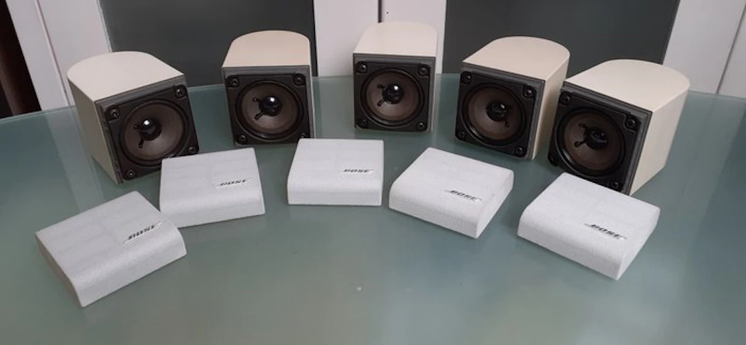 Bose - Acoustimass / Lifestyle Cube Satellite Speaker set