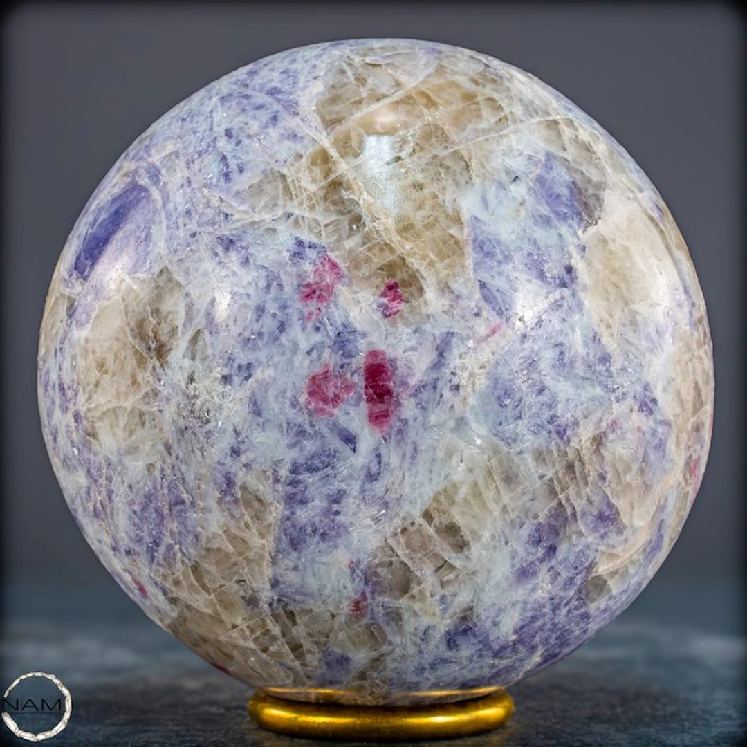 Beautiful Lepidolite sphere – Violet depth as a luxurious...