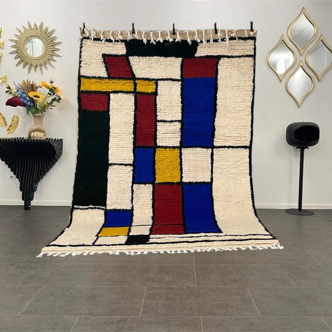 Handmade Moroccan rug – Thick texture – Exclusive design...