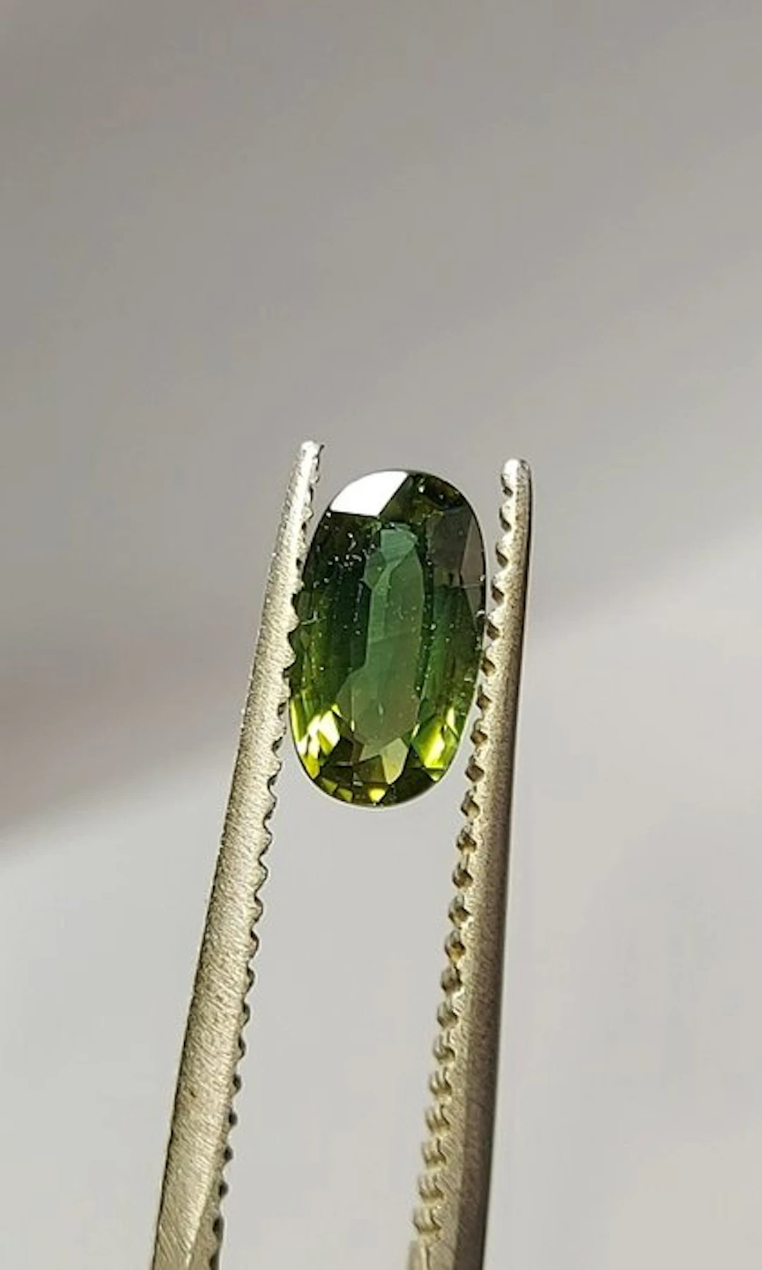 No reserve price Sapphire - 1.29 ct - Antwerp Laboratory...