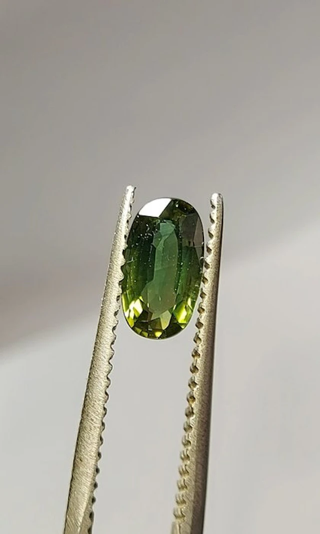 No reserve price Sapphire - 1.29 ct - Antwerp Laboratory...