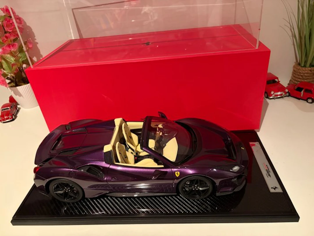 BBR 1:12 - Model car - Ferrari 488 Pista Spider - Limited #7/15