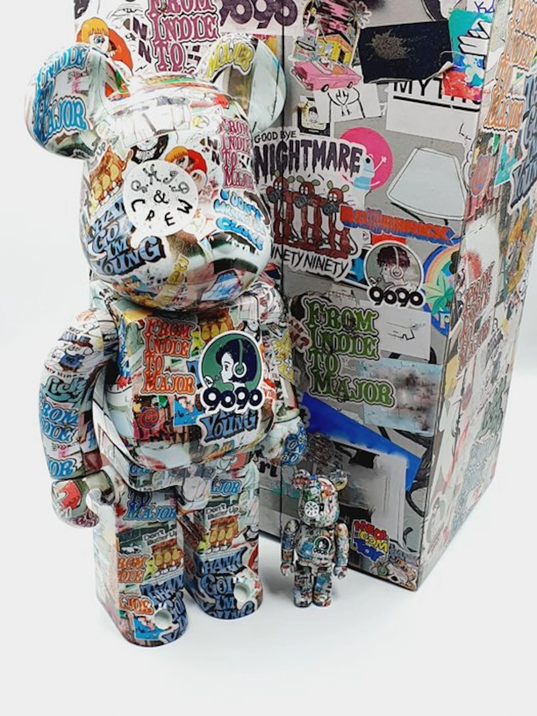 Medicom Toy - Be@rbrick 400% + 100% x 9090 x S.H.I.P & Crew Bearbrick 2022