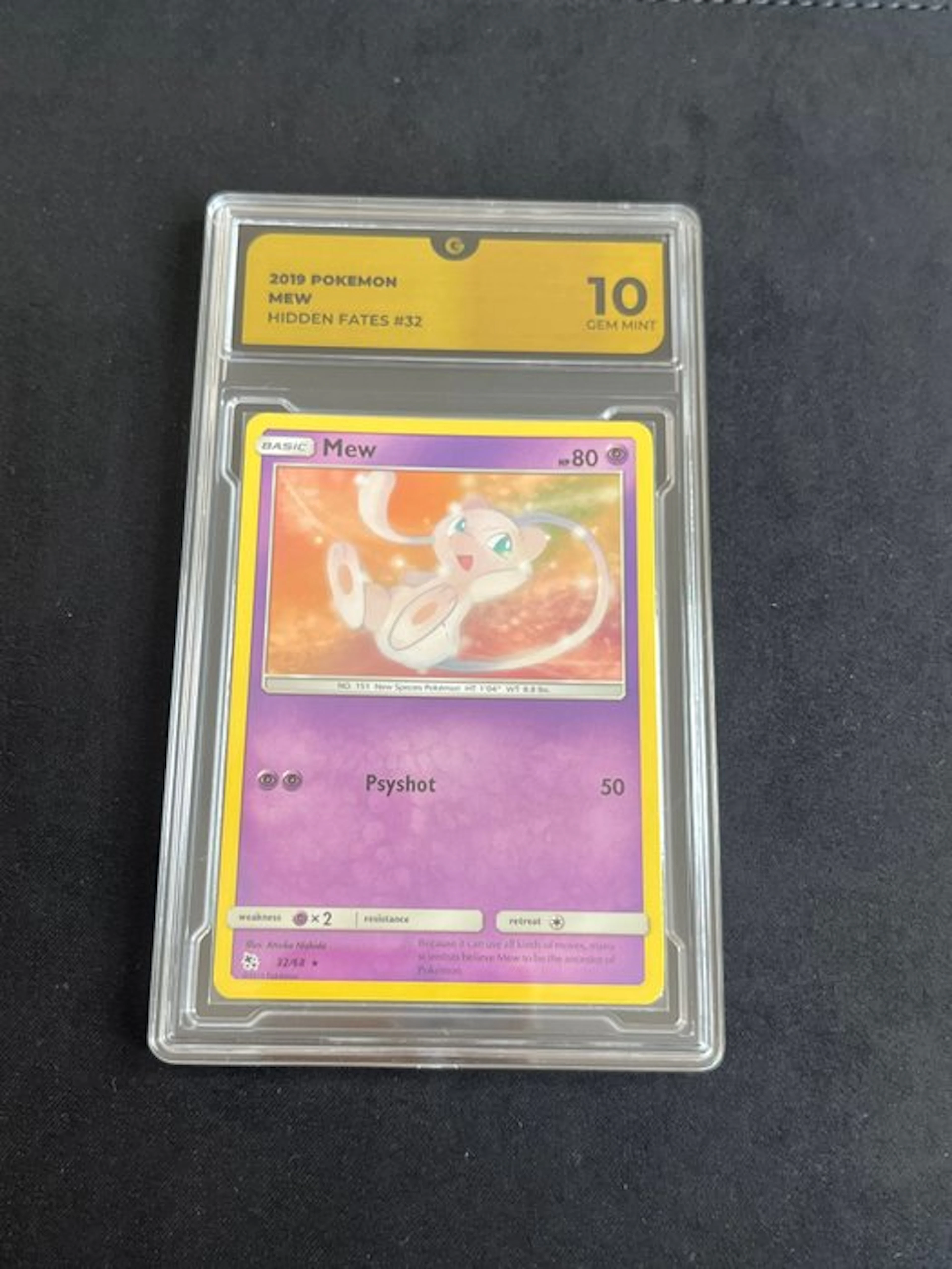 Pokémon - 1 Graded card - Mew #32 Hidden Fates - GG 10