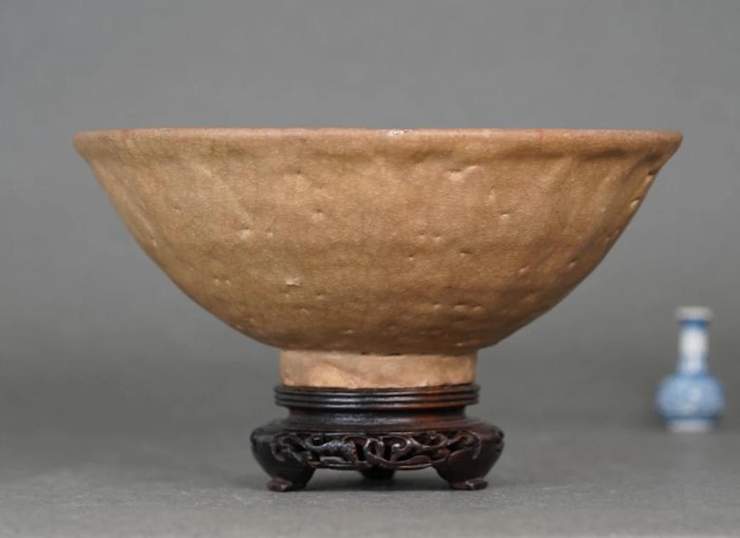 Bowl - High Quality - Lotus Petal Bowl - Longquan Celadon - Yuan Dynasty