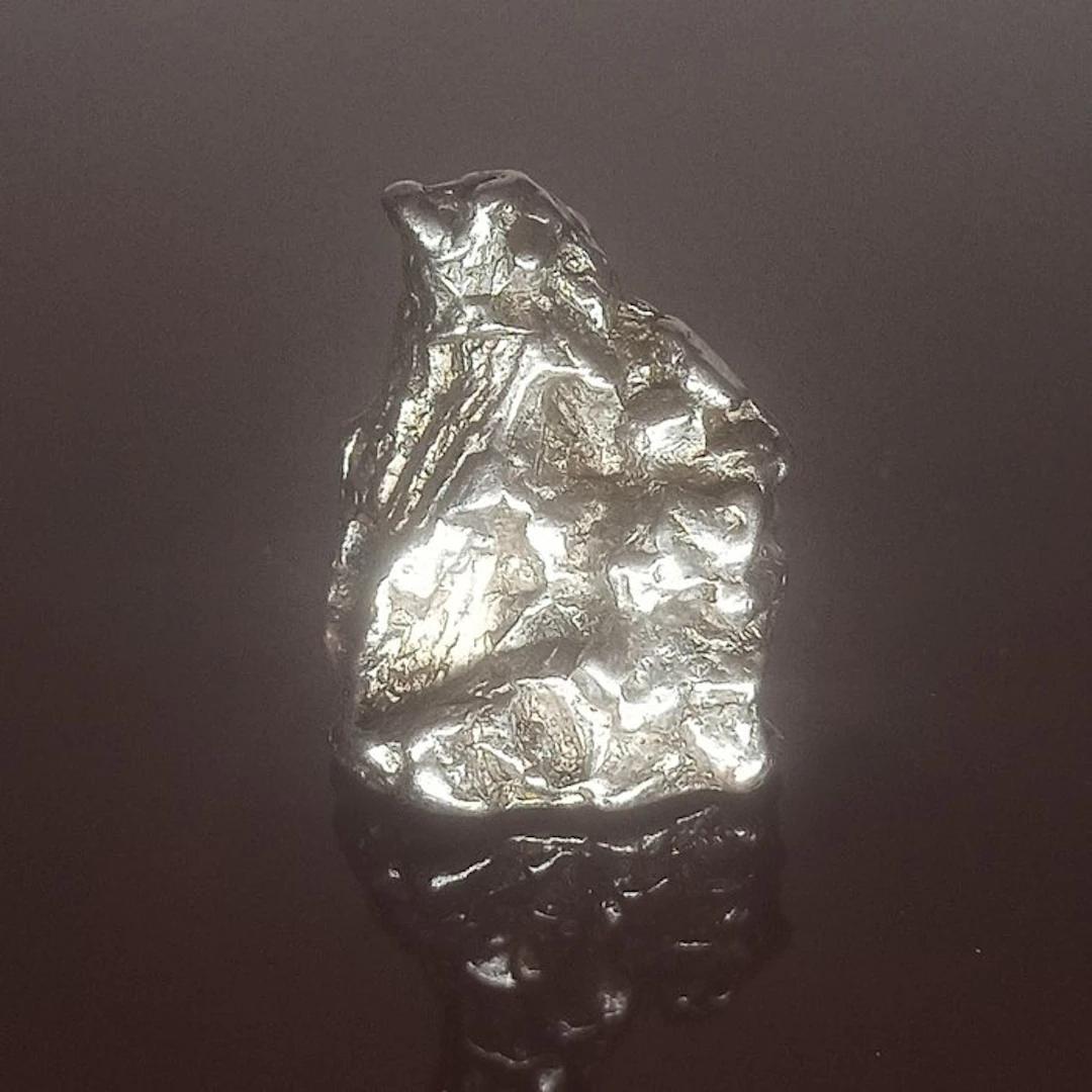 Spectacular Campo del Cielo meteorite. No reserve price!!! - 23.67 g