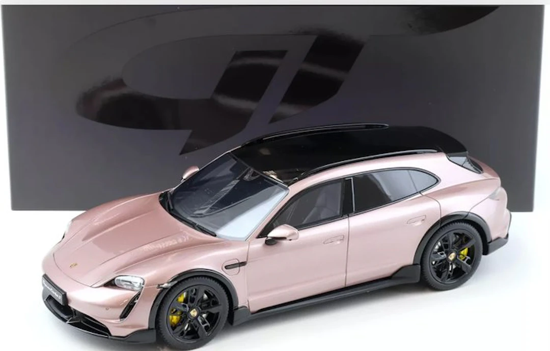 GT Spirit 1:18 - Model car - GT440 Porsche Taycan Tursbo S Cross Turismo - 2023