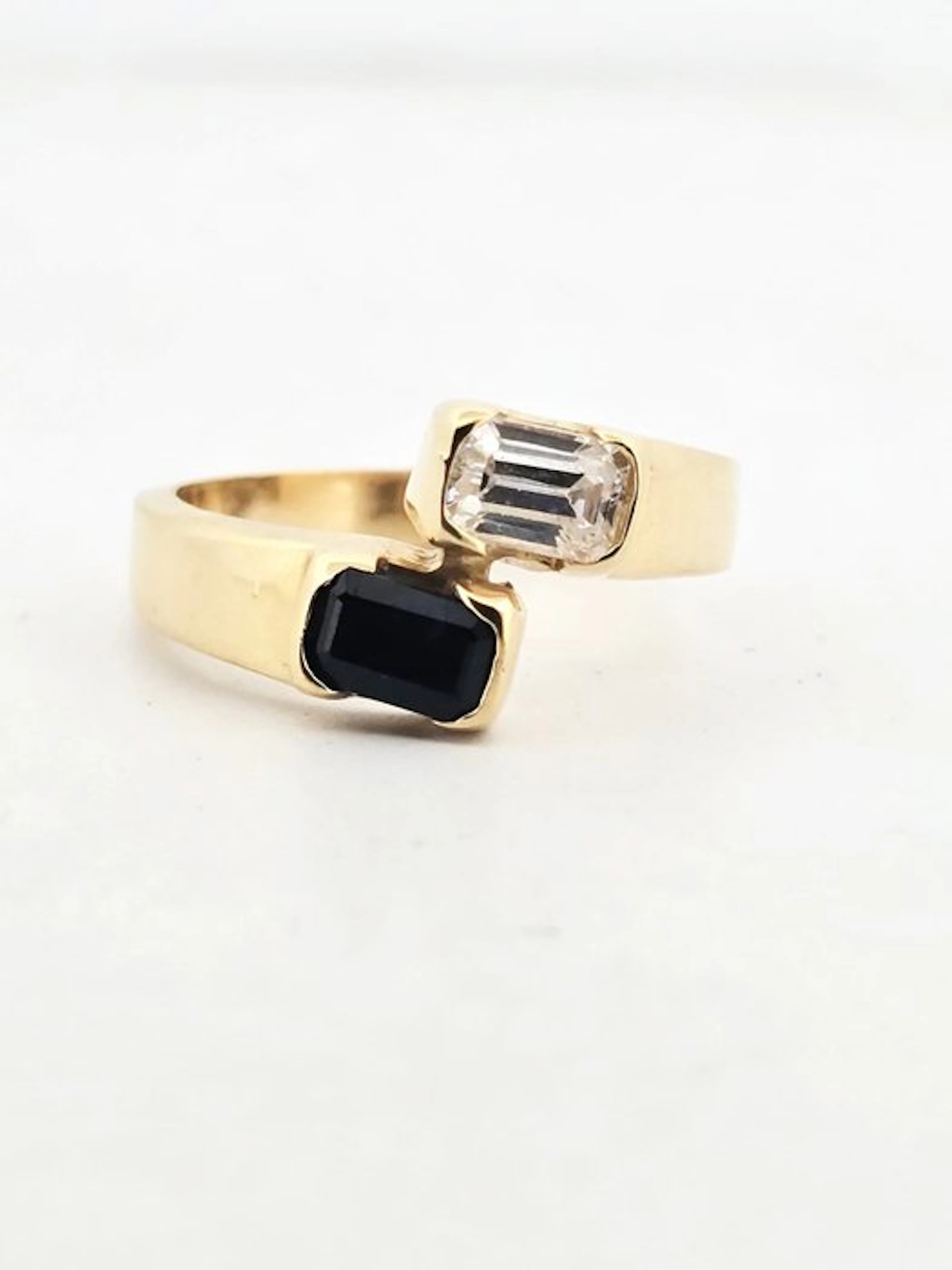 Ring - 18 kt. Yellow gold - 1.30ct. tw. Diamond (Natural) - Sapphire