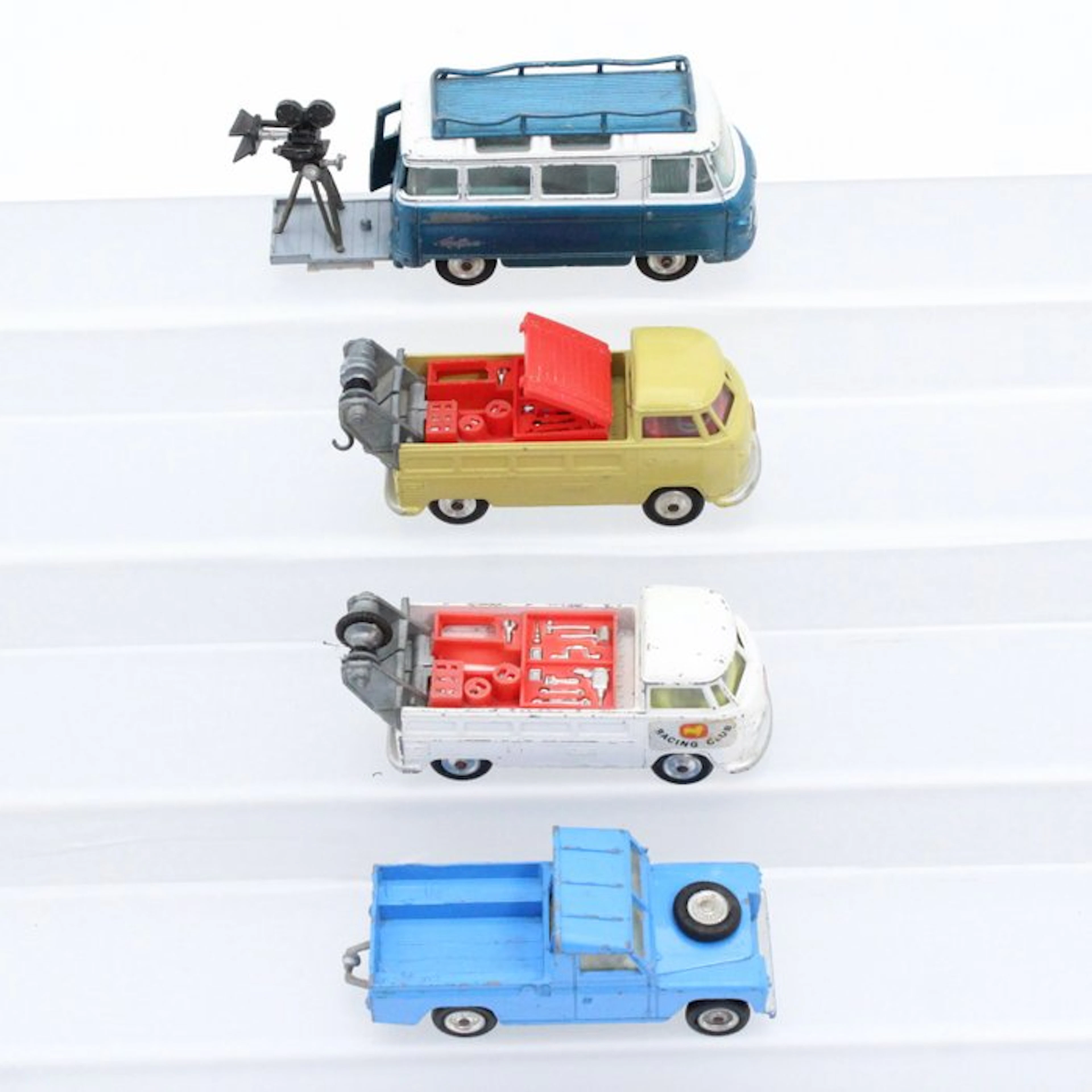 Corgi 1:43 - Model car (4) - TV Commer Bus - Landrover...