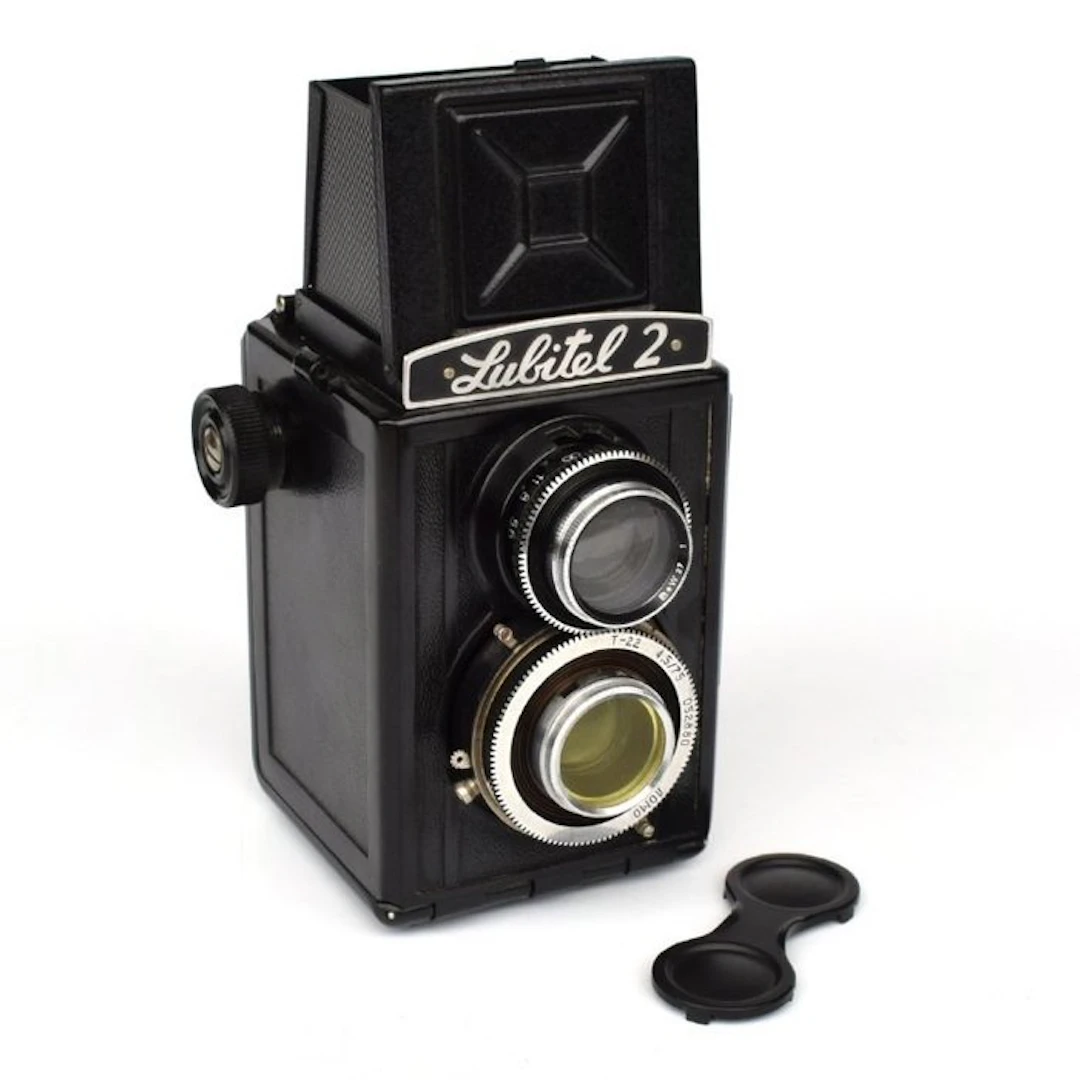 Lubitel 2 Twin lens reflex camera (TLR)