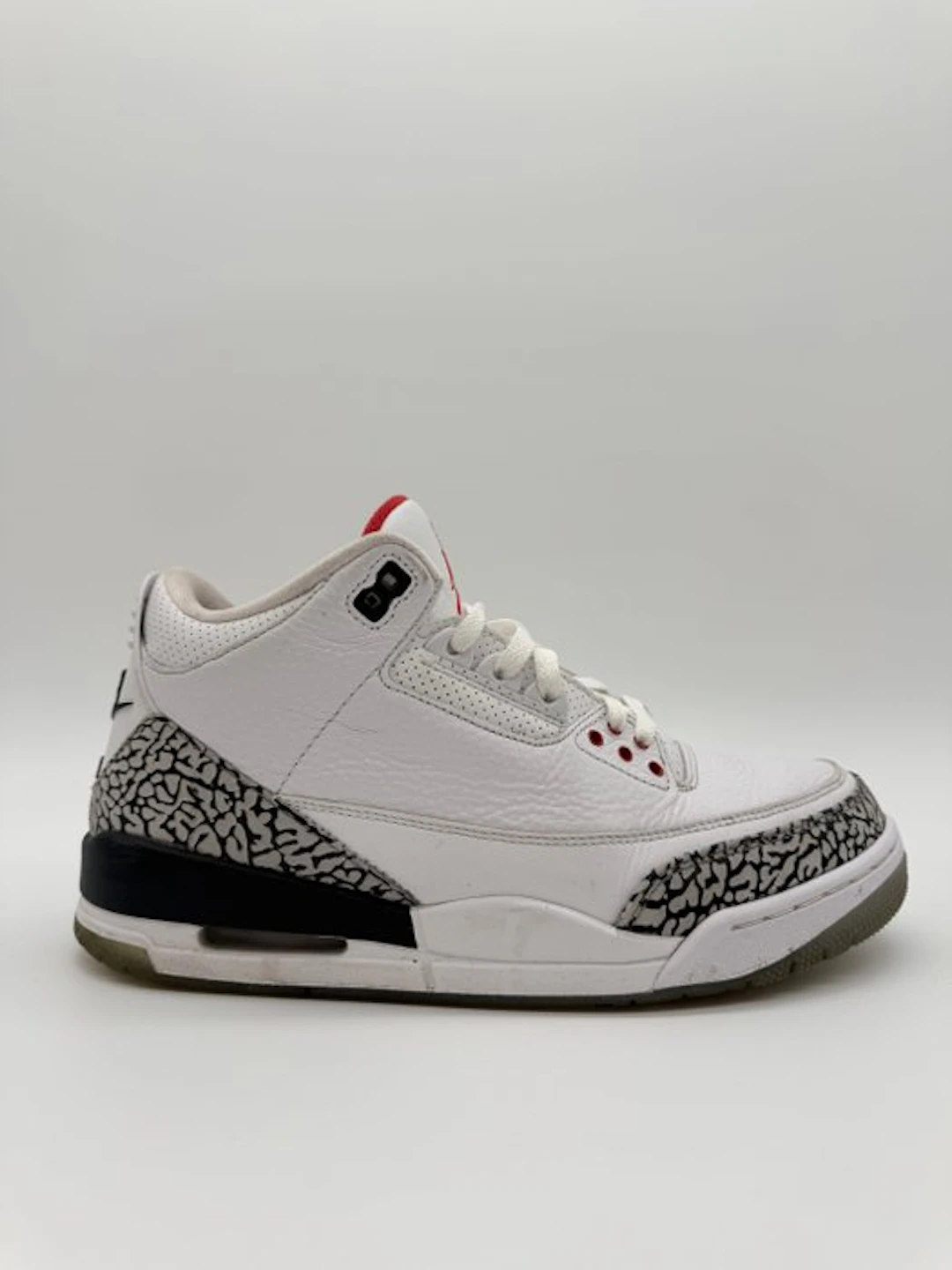 Nike - Jordan 3 Retro Free Throw Line White Cement - Sneakers - Size: EU 42.5