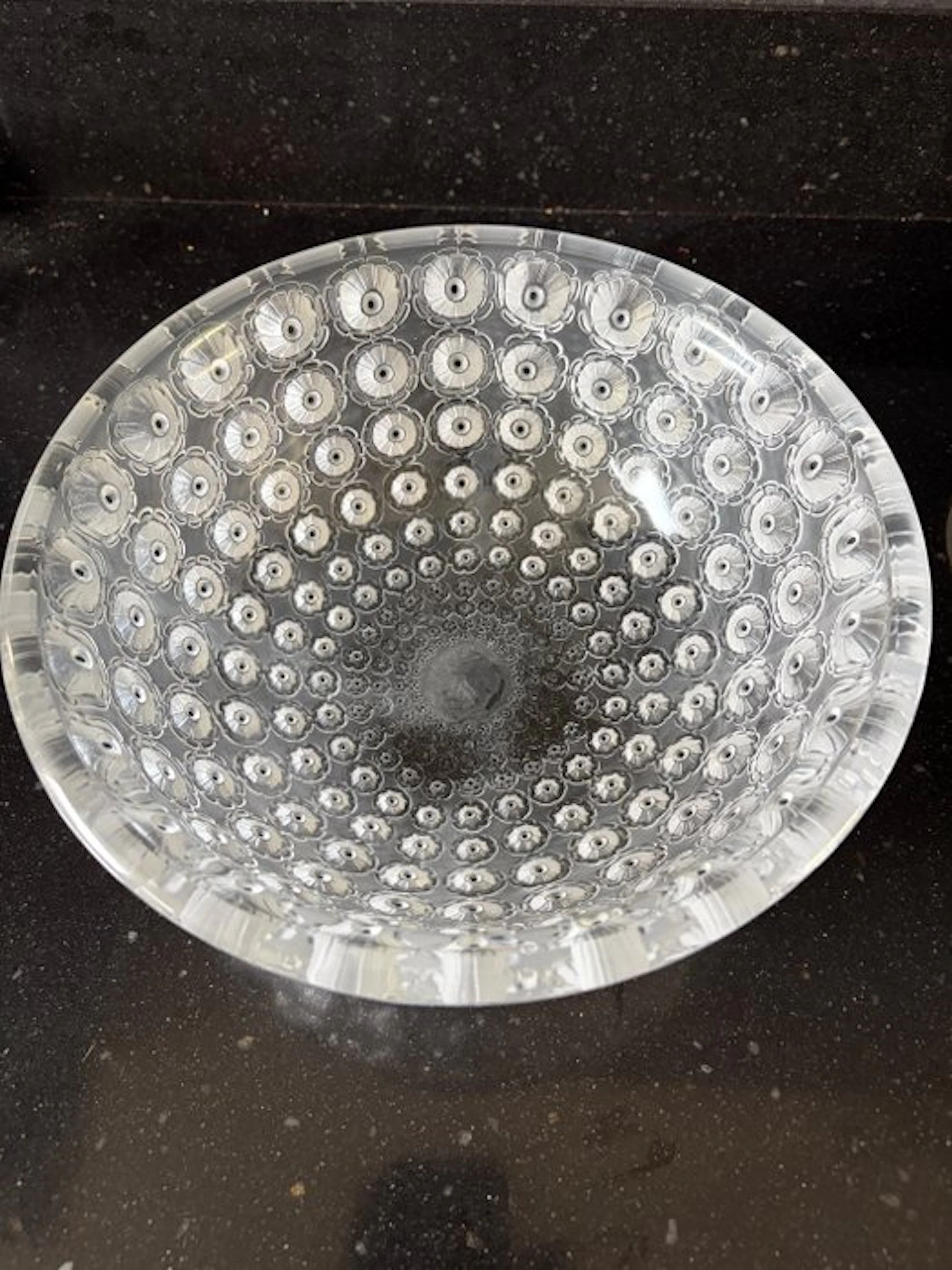 Lalique - Platter - Nemours - Crystal