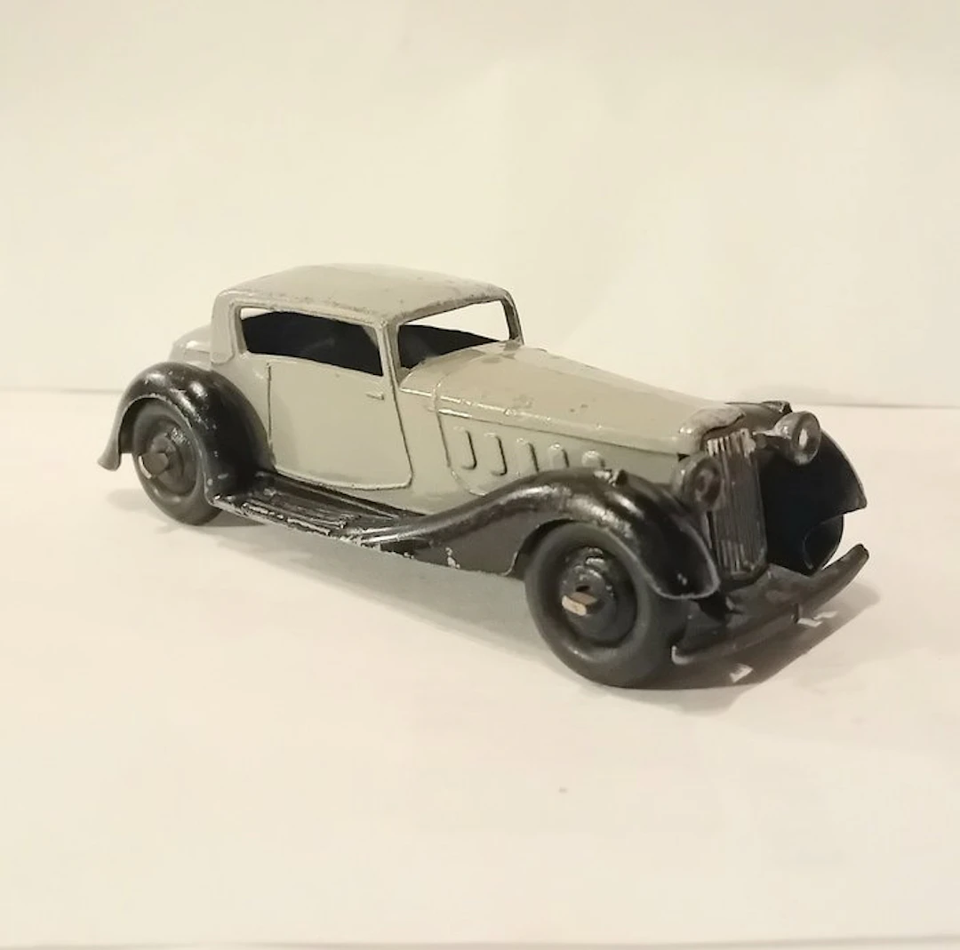 Dinky Toys 1:43 - Model coupé - Humber Vogue (36C)