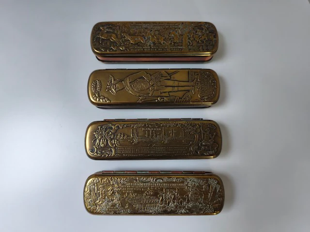 Tobacco box (4) - Brass, Copper - Iserlohn Can Lot