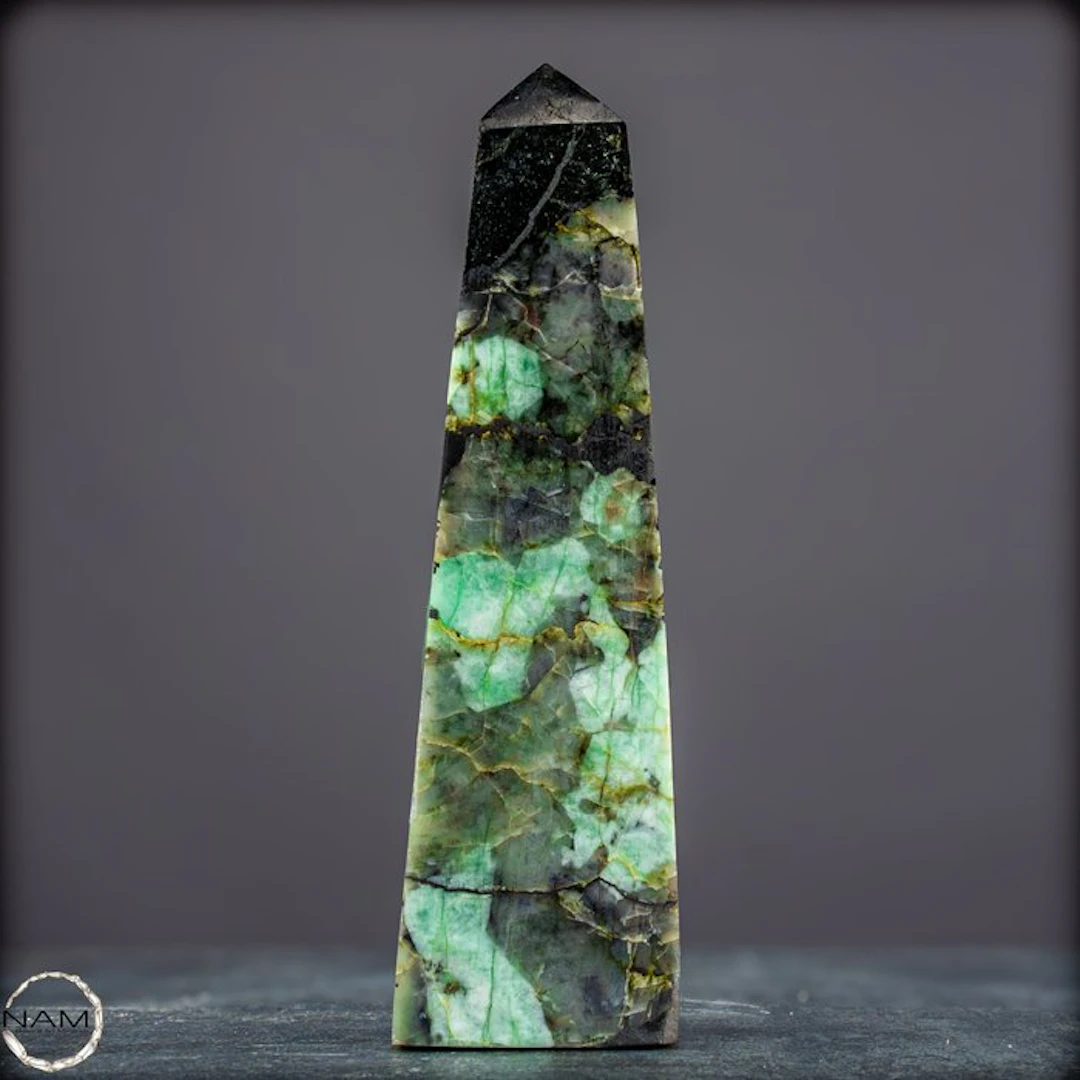 Majestic emerald obelisk from the legendary Muzo Mine – a...